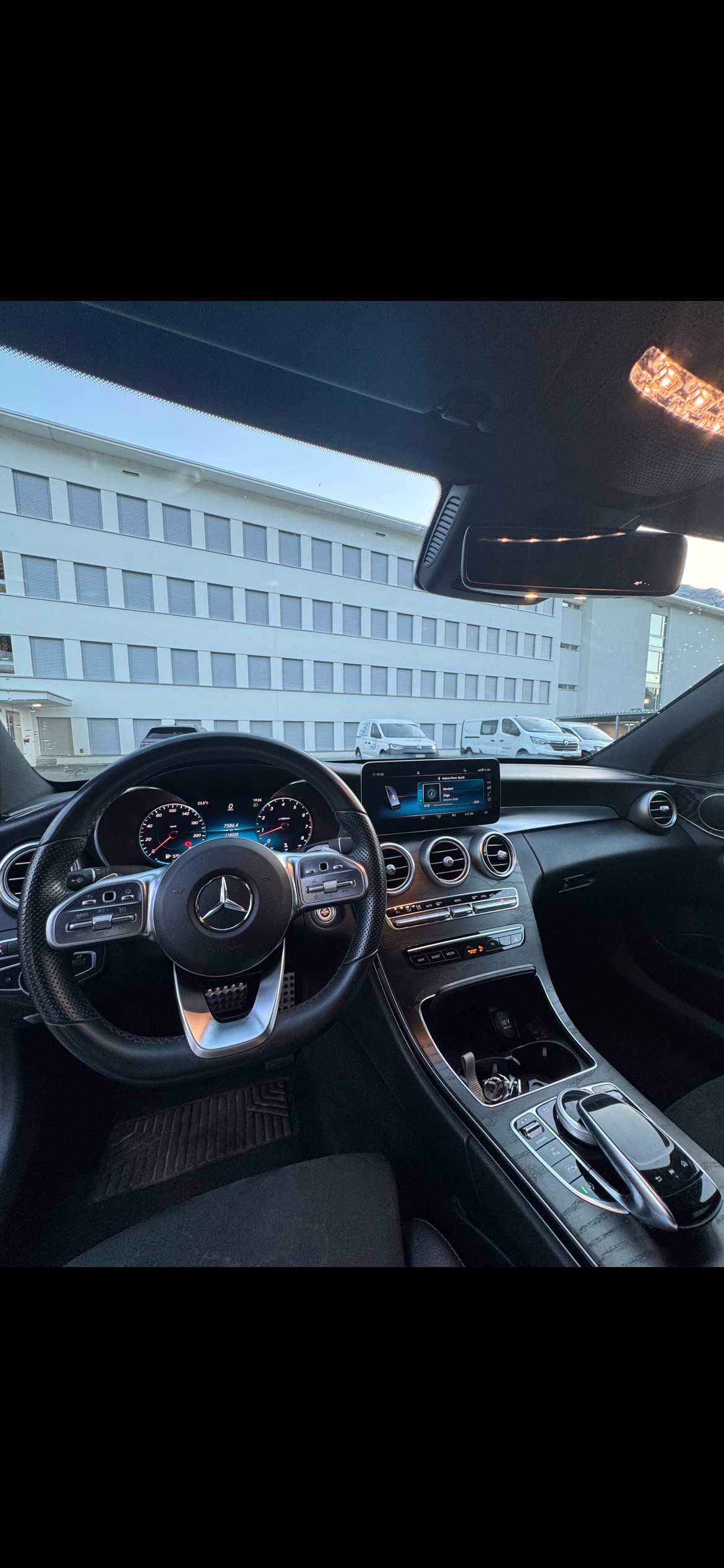 MERCEDES-BENZ C 180 AMG Line-image-2