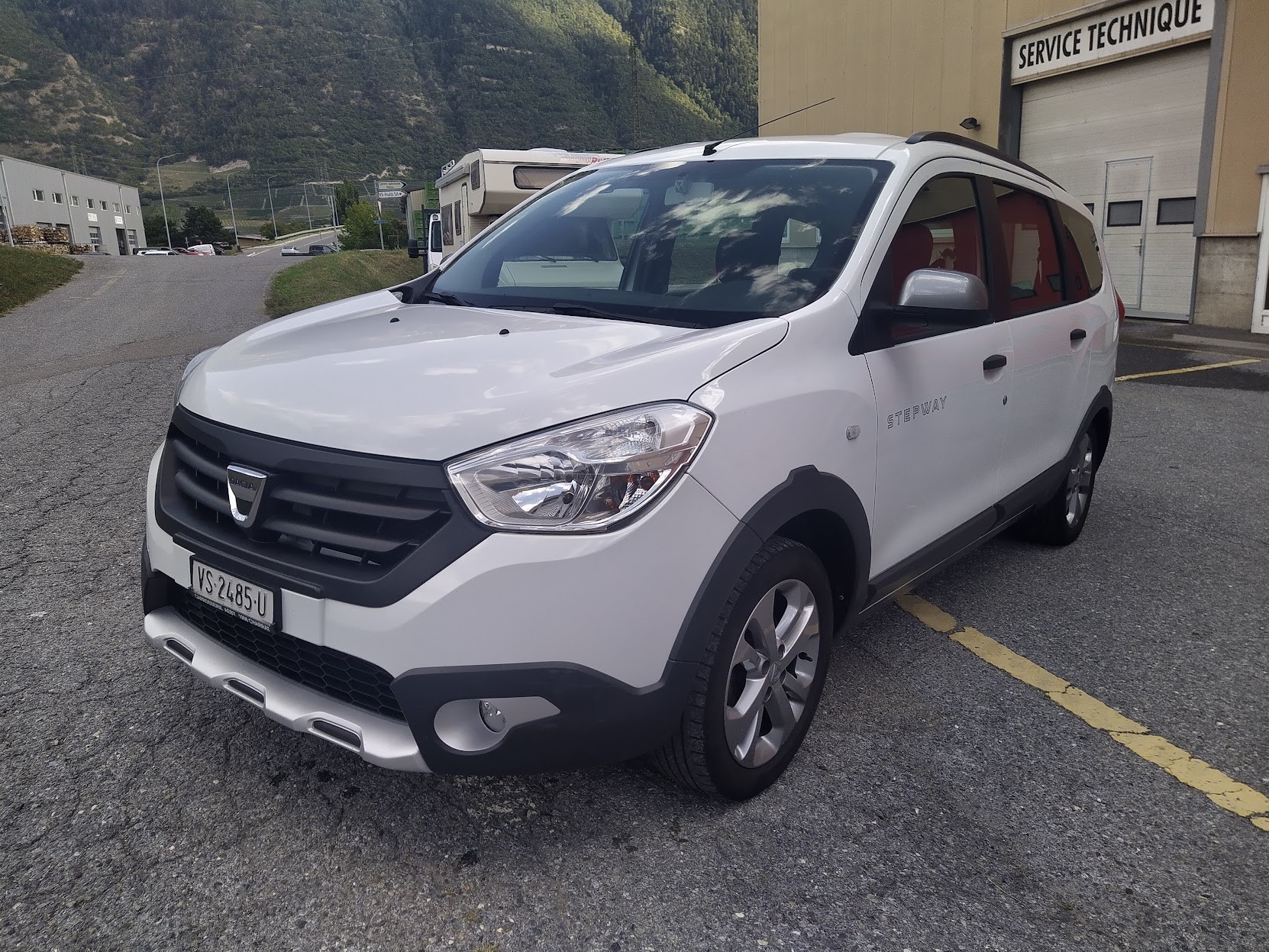 DACIA 1.2 TCe Stepw. Unlimit. S/S 7P-image-0