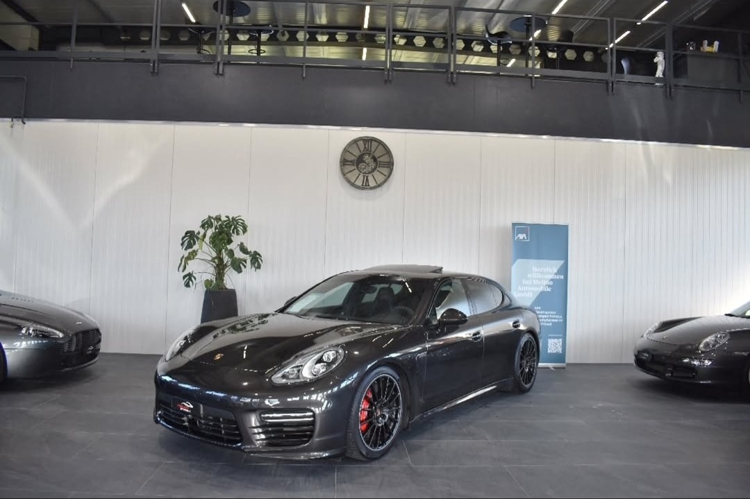 PORSCHE Panamera GTS 4.8 PDK-image-0
