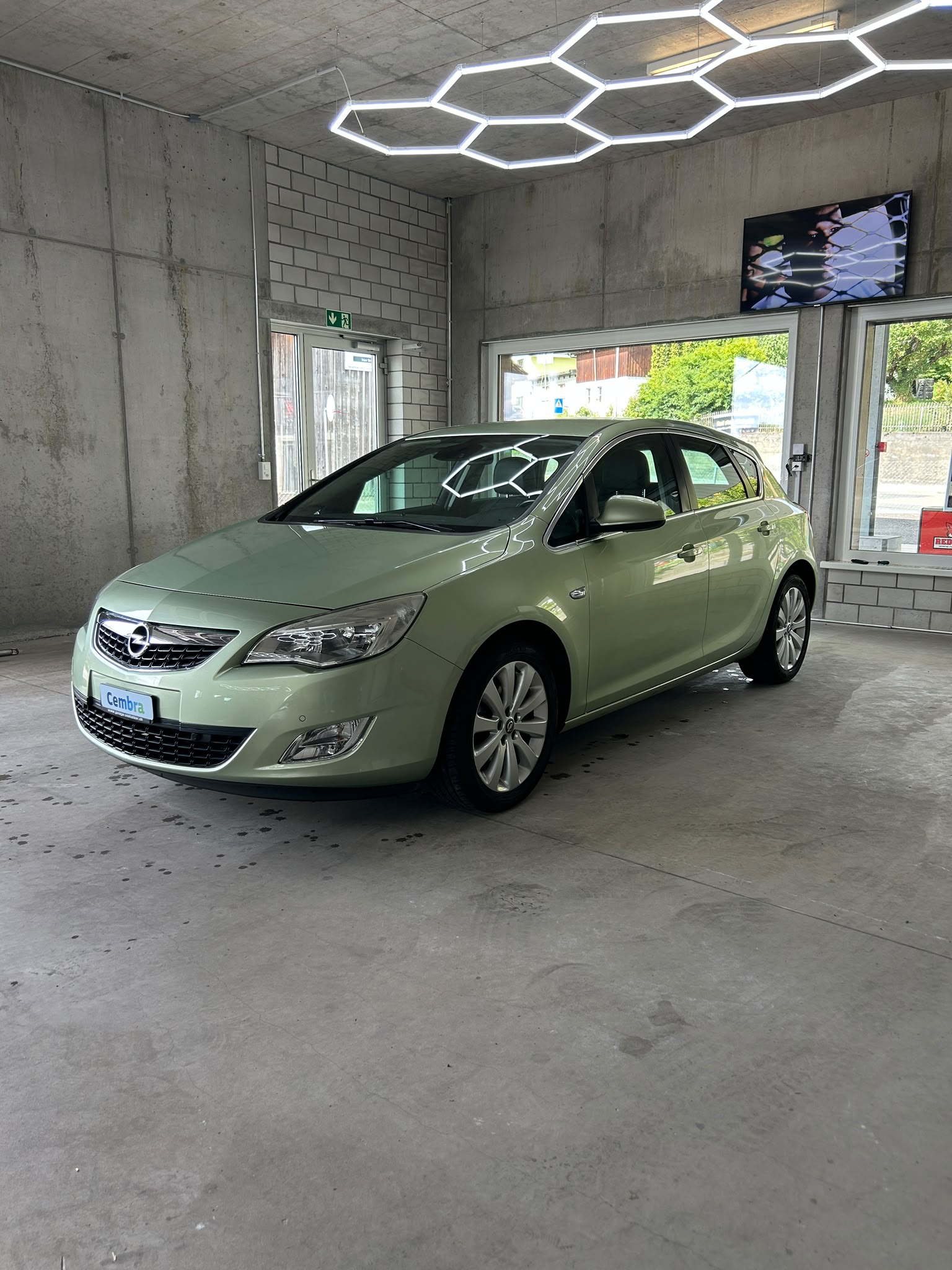 Car photo