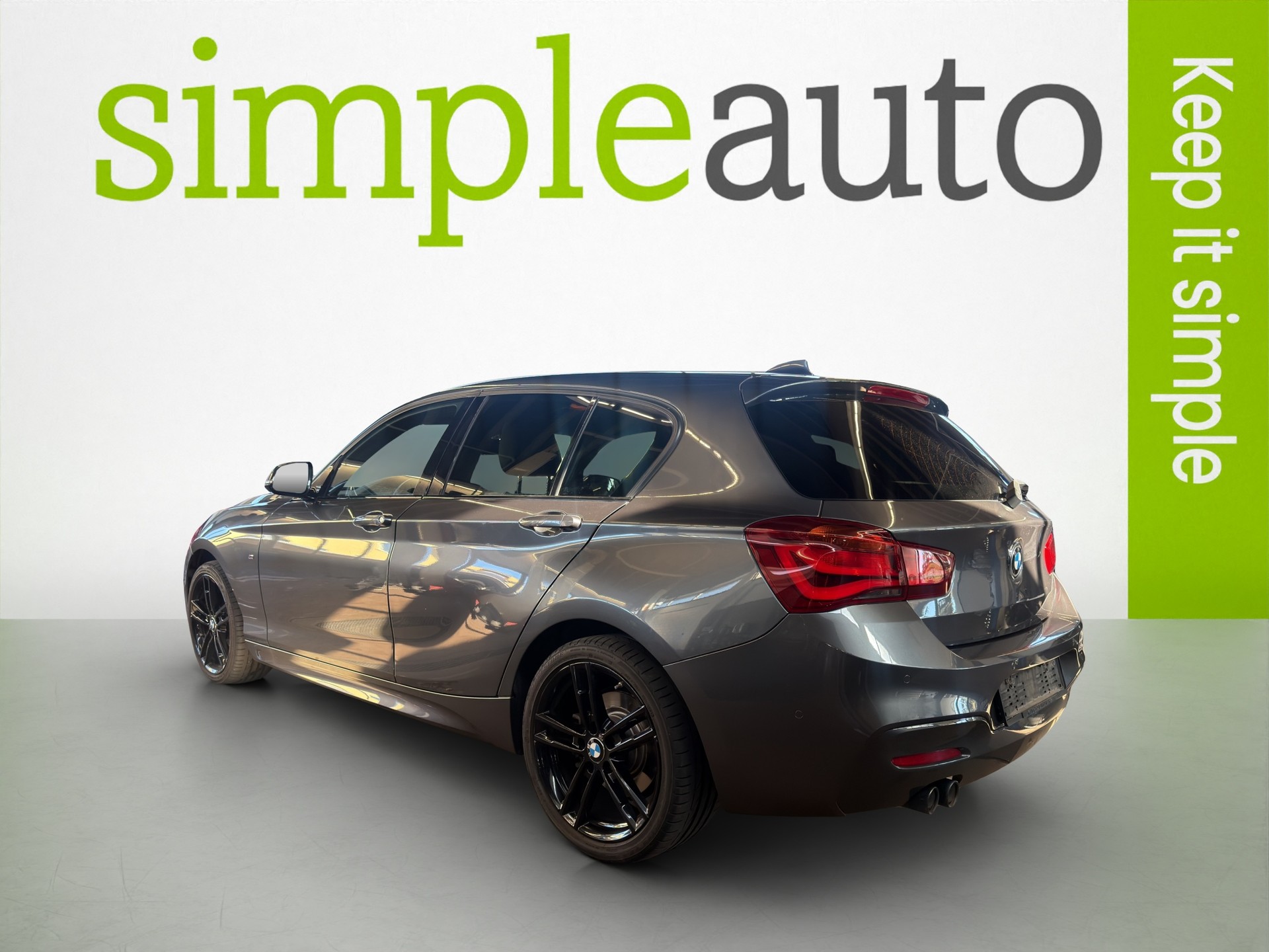 BMW 120d xDrive Steptronic M Sport-image-1