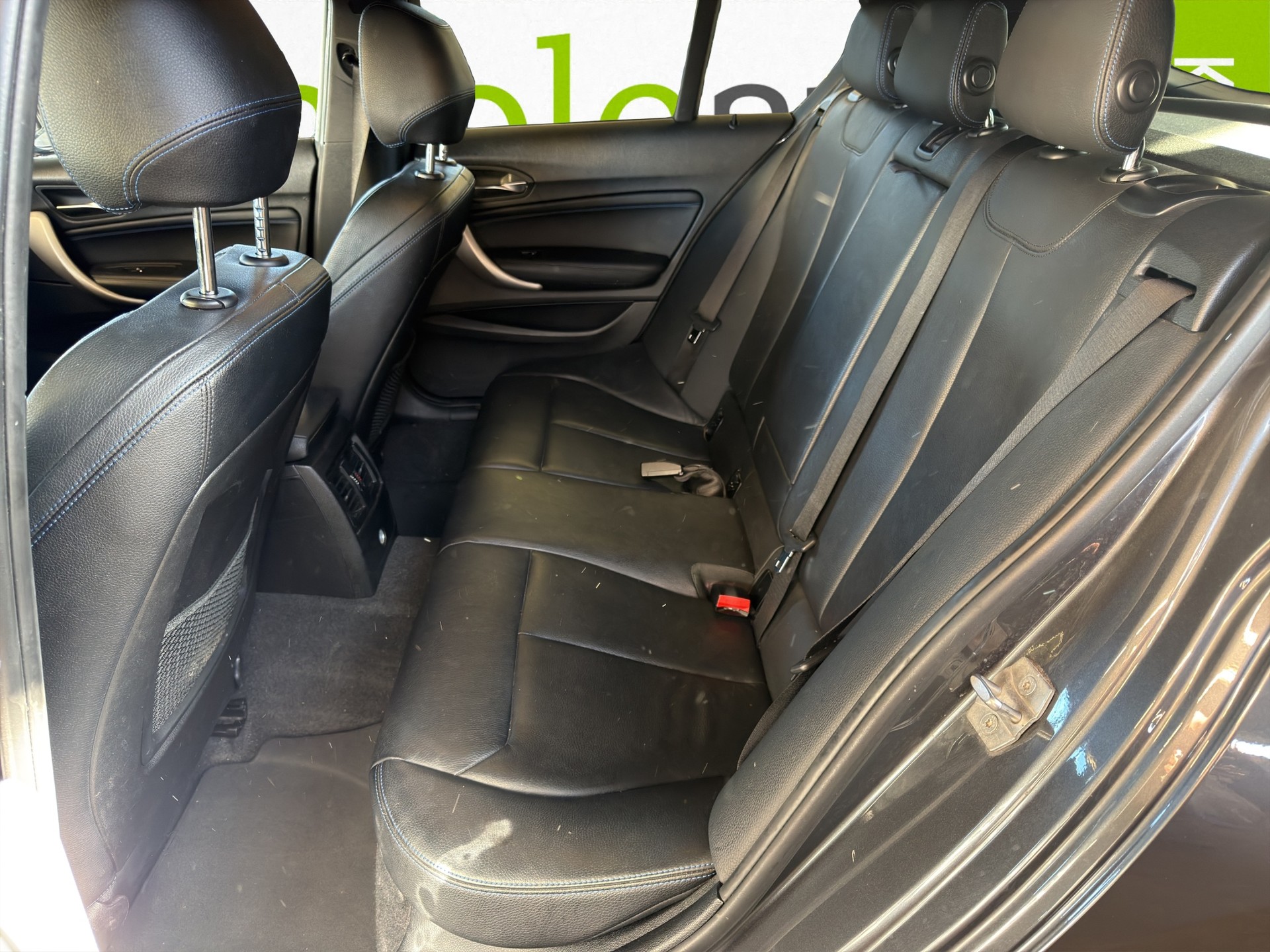 BMW 120d xDrive Steptronic M Sport-image-8