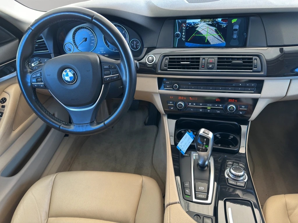 BMW 525d Touring Steptronic-image-10