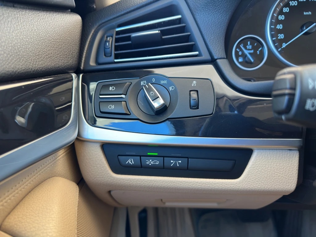 BMW 525d Touring Steptronic-image-14