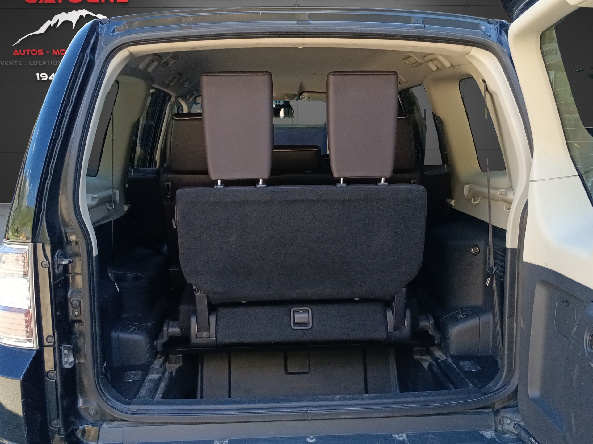 MITSUBISHI Pajero 3.2 DI-D *** 7 places***-image-12