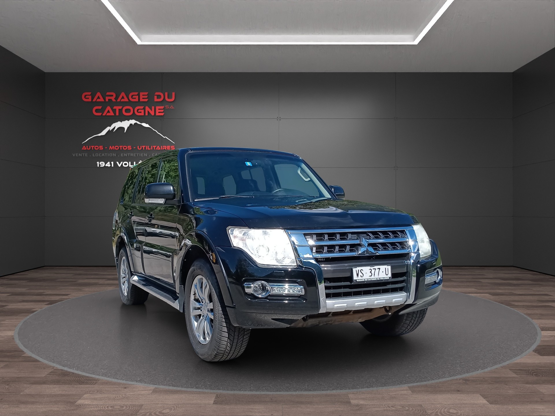 MITSUBISHI Pajero 3.2 DI-D *** 7 places***-image-0