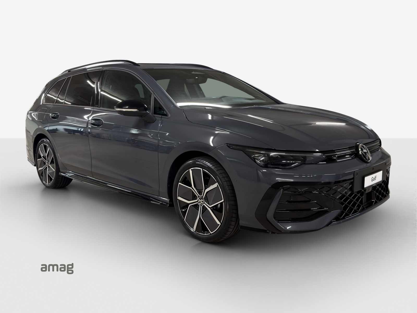 VW Golf Variant R-Line 1.5eTSI 150PS-image-5