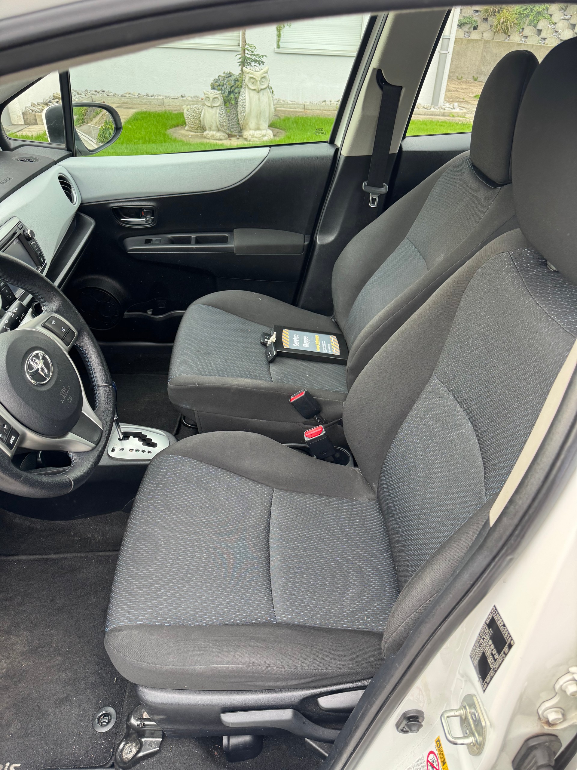 TOYOTA Yaris 1.5 VVT-i Hybrid Luna CVT-image-8