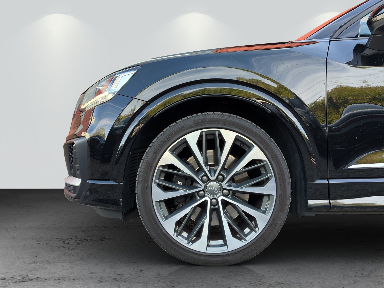 AUDI SQ2 TFSI quattro S-tronic-image-10
