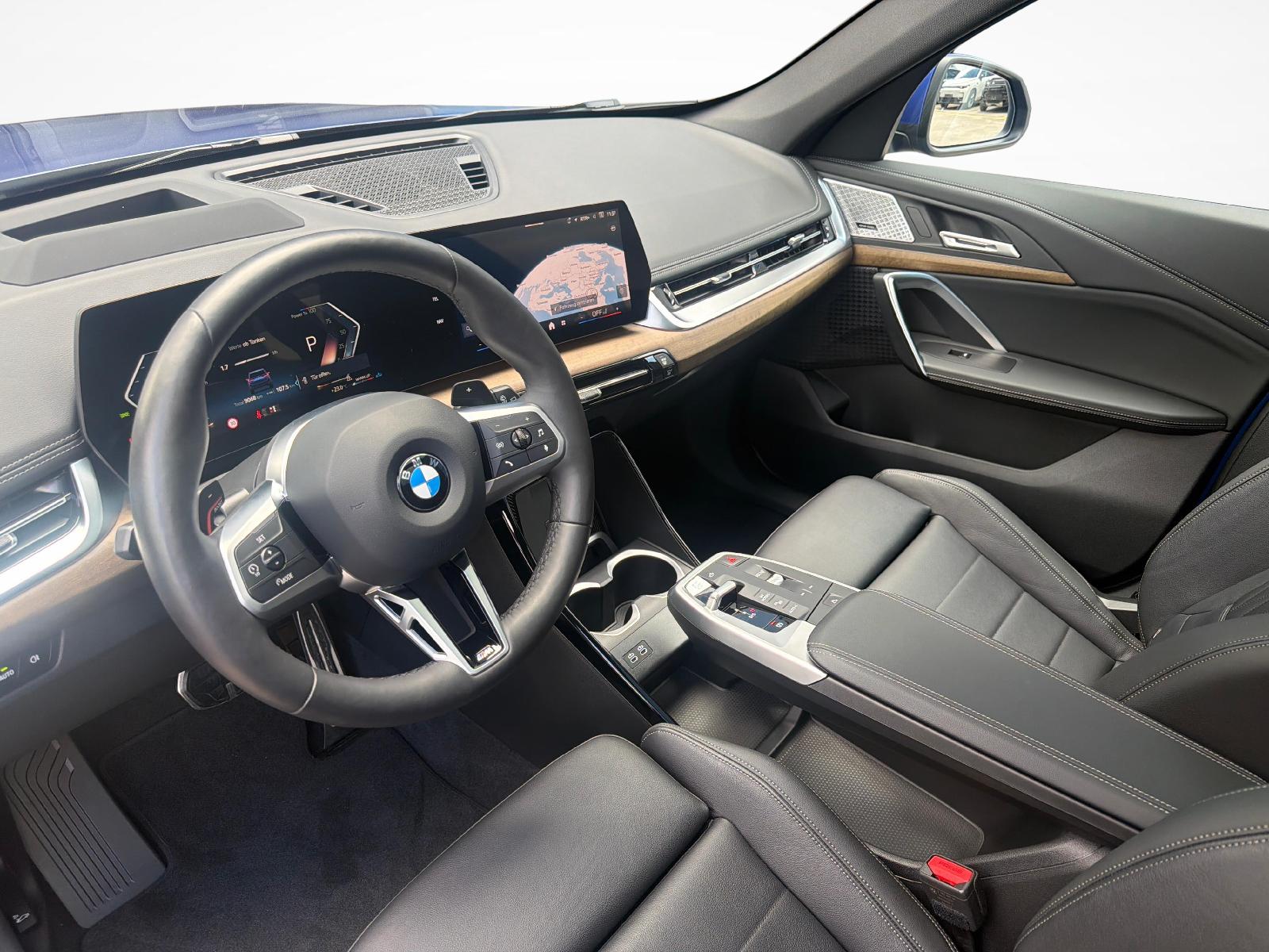 BMW X1 20d xDrive paddles-image-10