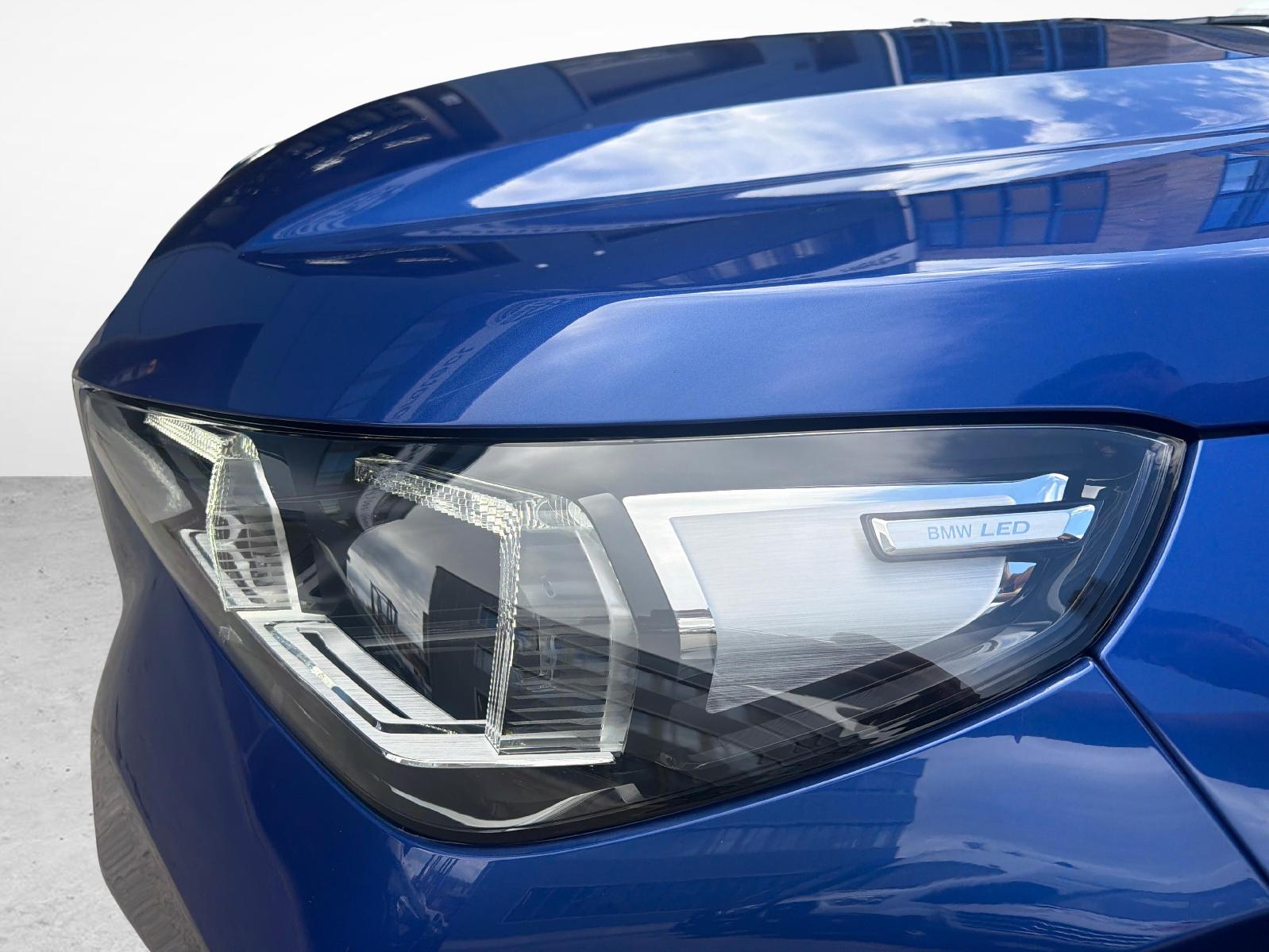 BMW X1 20d xDrive paddles-image-19