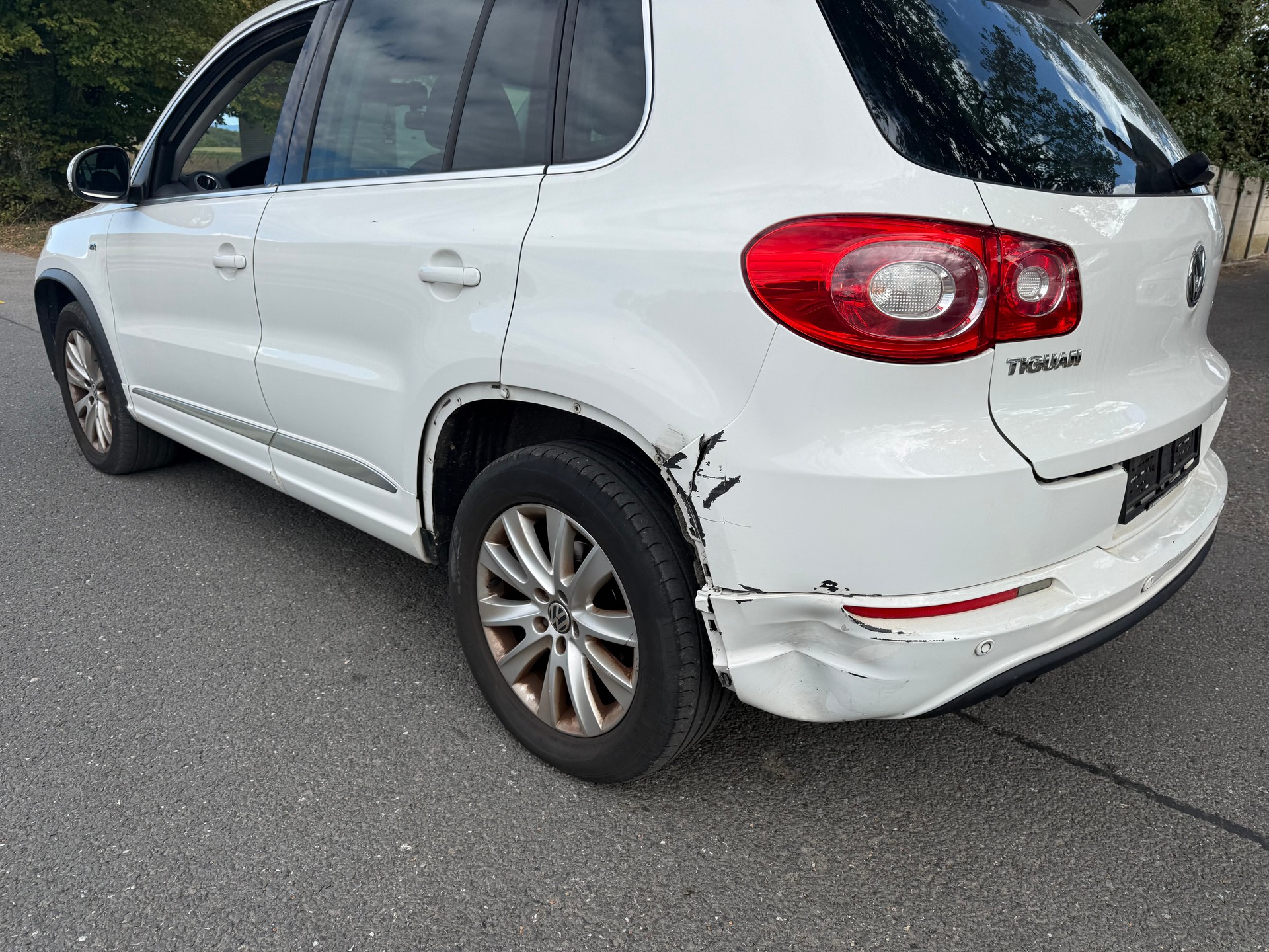 VW Tiguan 2.0 TSI R Line Sport&Style Tiptronic-image-6
