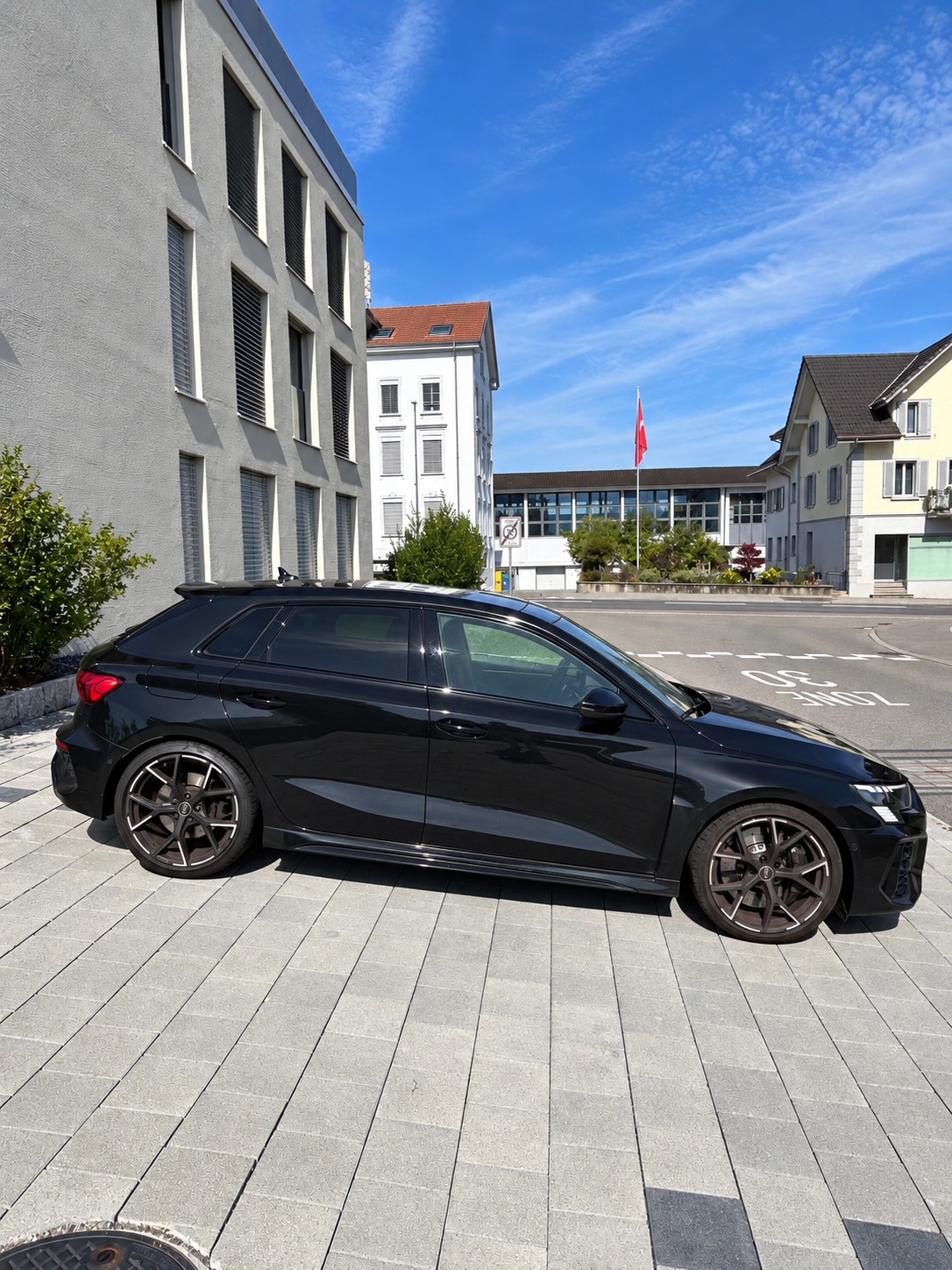 AUDI 2.5 TFSI quattro S-Tronic-image-2