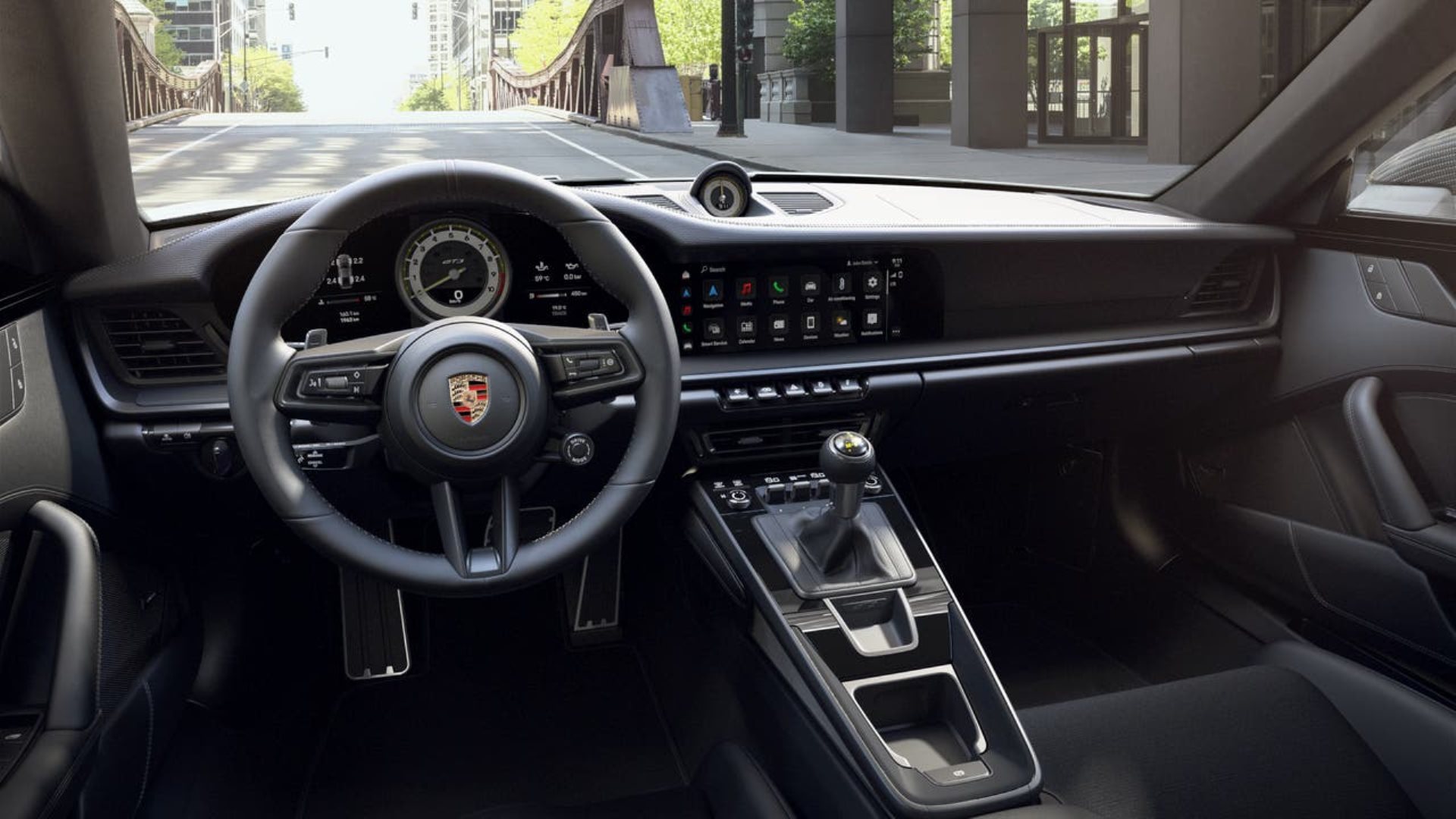 PORSCHE 911 GT3 mit Touring-Paket-image-4