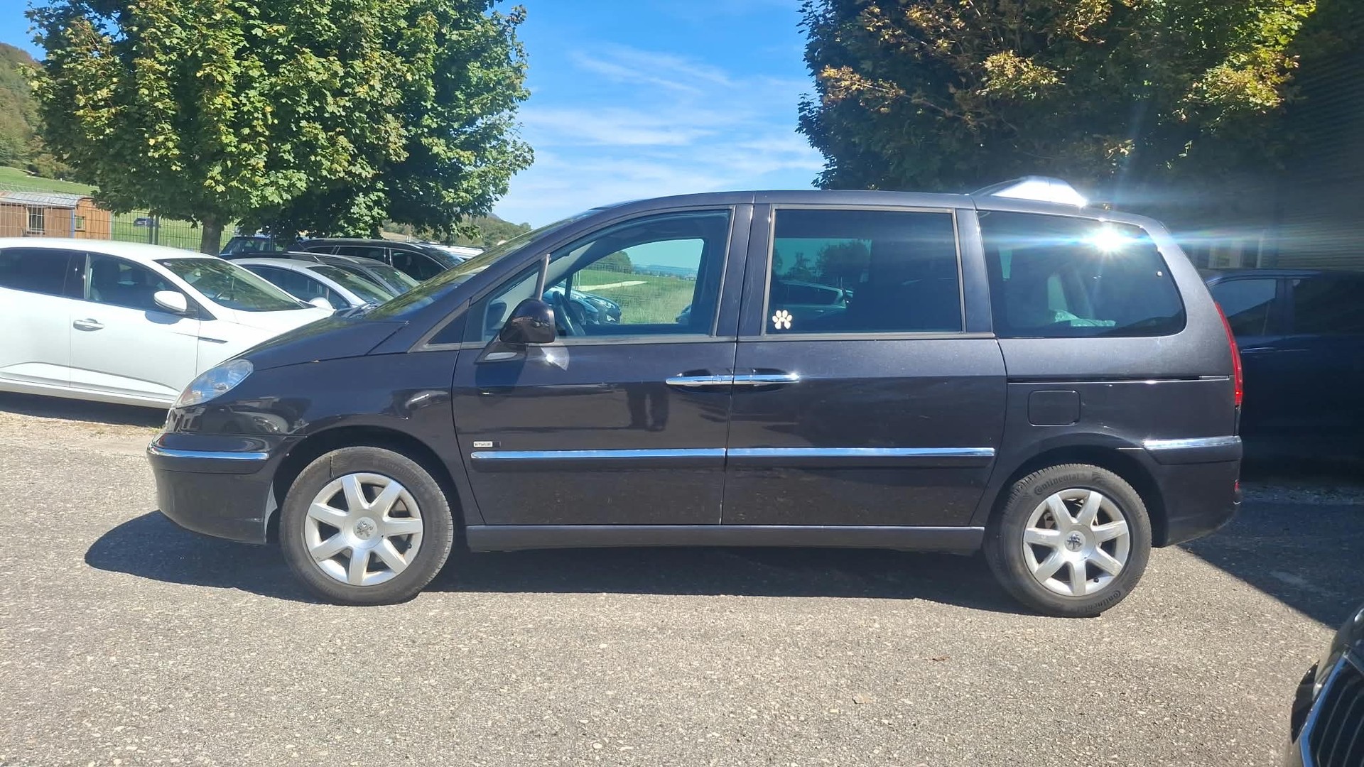 PEUGEOT 807 2.0 16V HDi Style-image-10