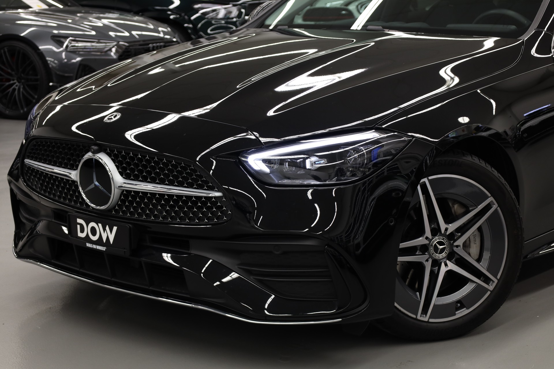 MERCEDES-BENZ C 200 AMG Line 4matic-image-5