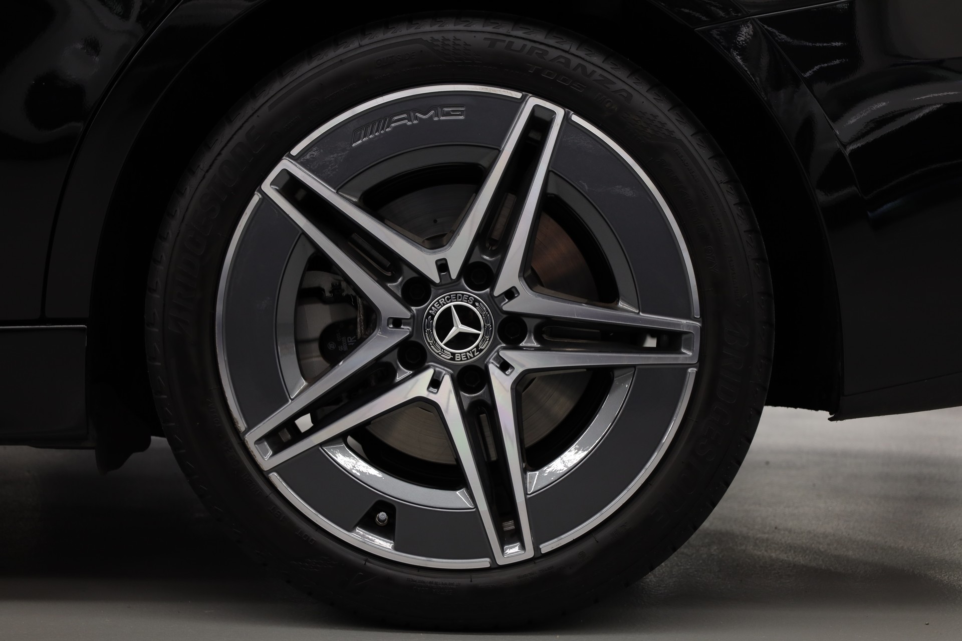 MERCEDES-BENZ C 200 AMG Line 4matic-image-12