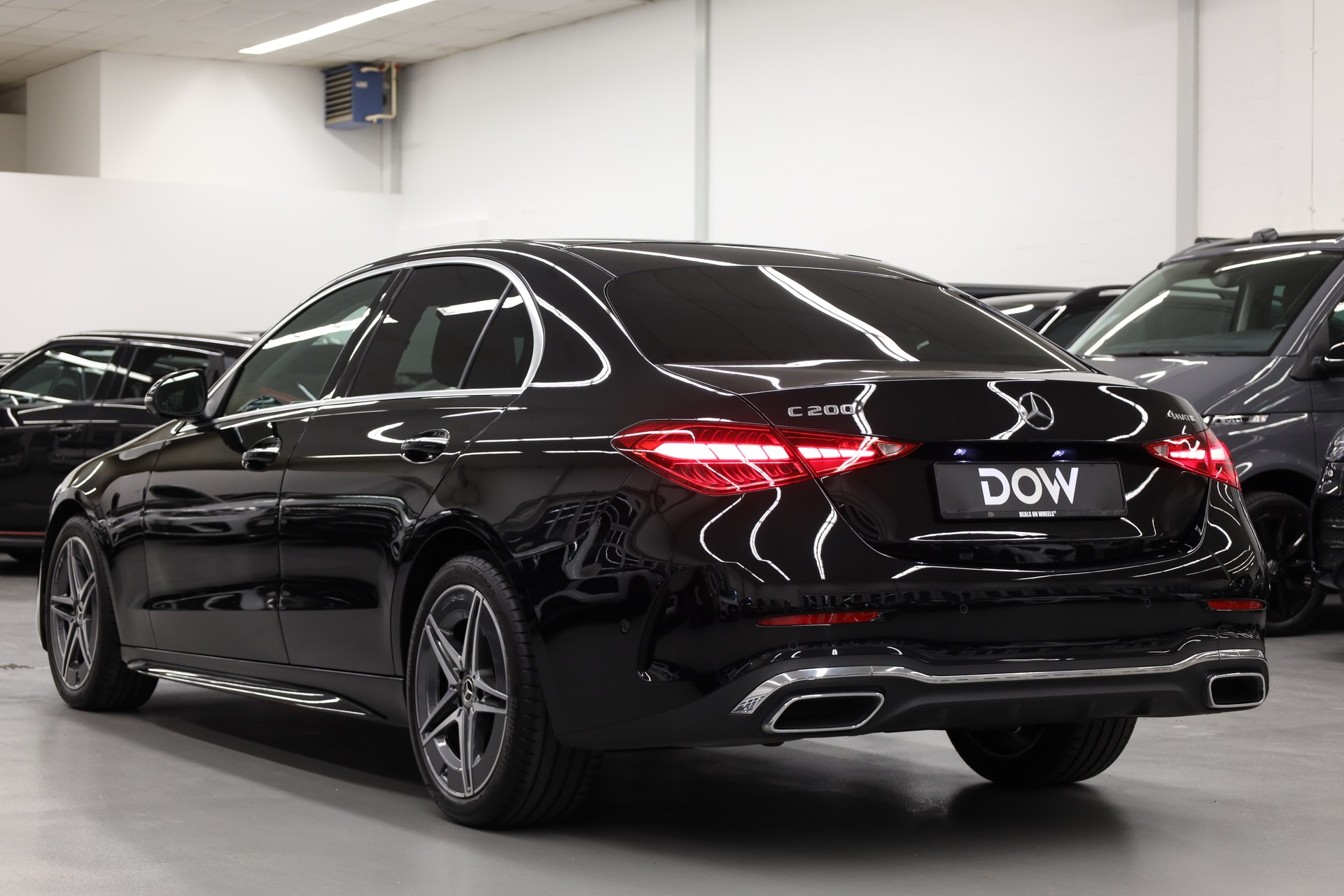 MERCEDES-BENZ C 200 AMG Line 4matic-image-7