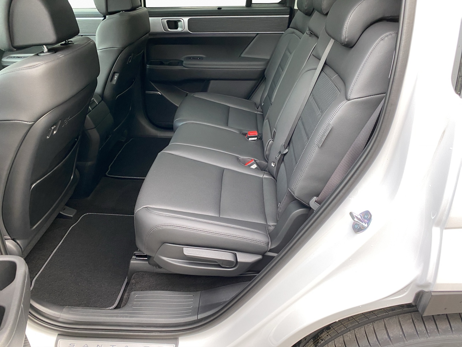 HYUNDAI Santa Fe 1.6 T-GDi HEV Vertex Swiss Edition-image-10