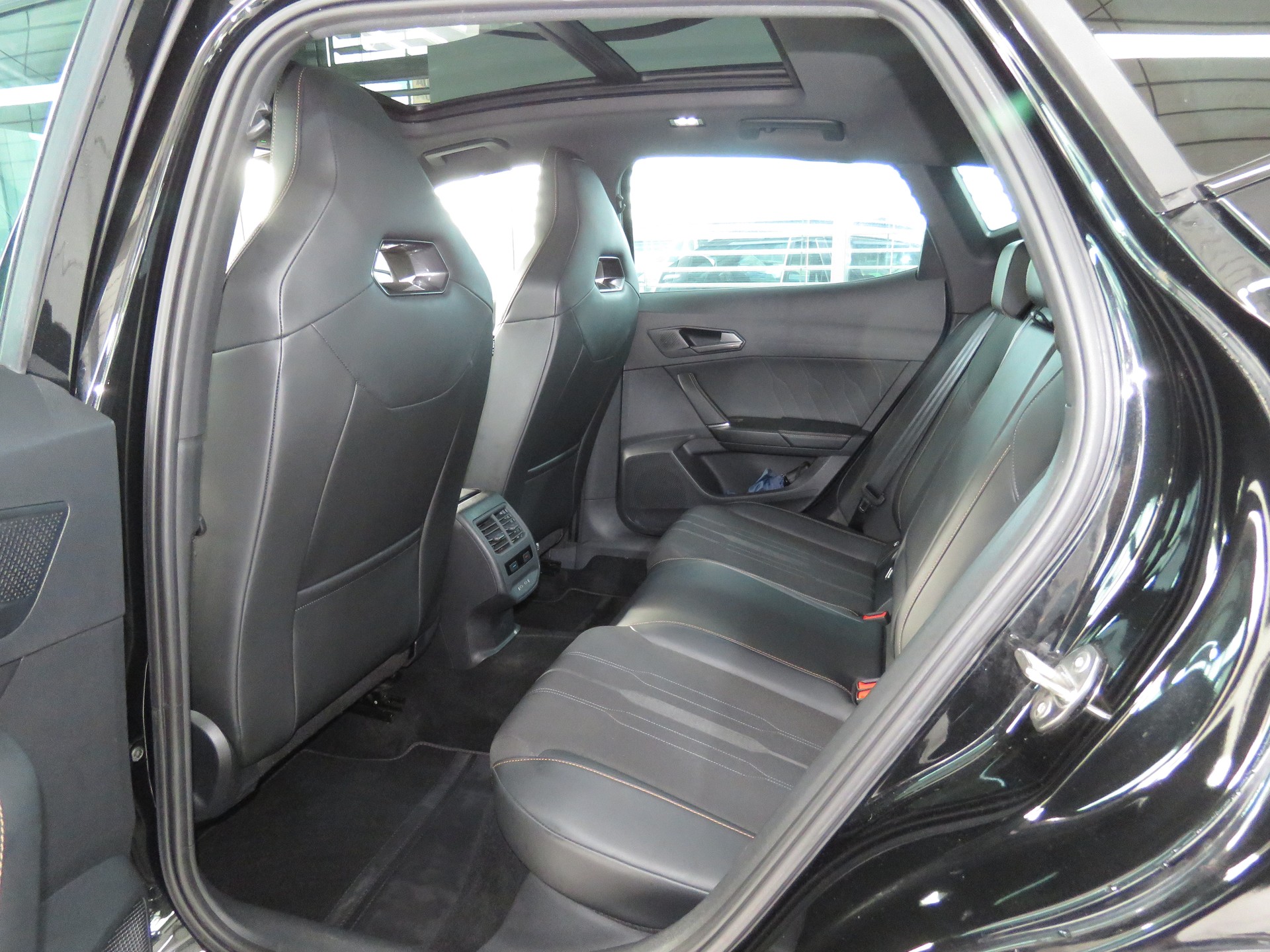 CUPRA Formentor 2.0TSI VZ 4Drive DSG-image-9