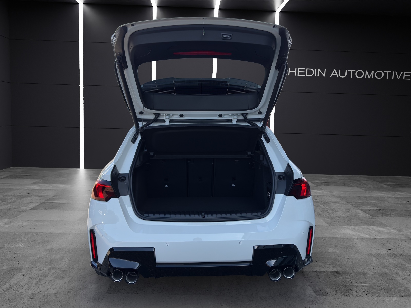 BMW M135i xDrive-image-5