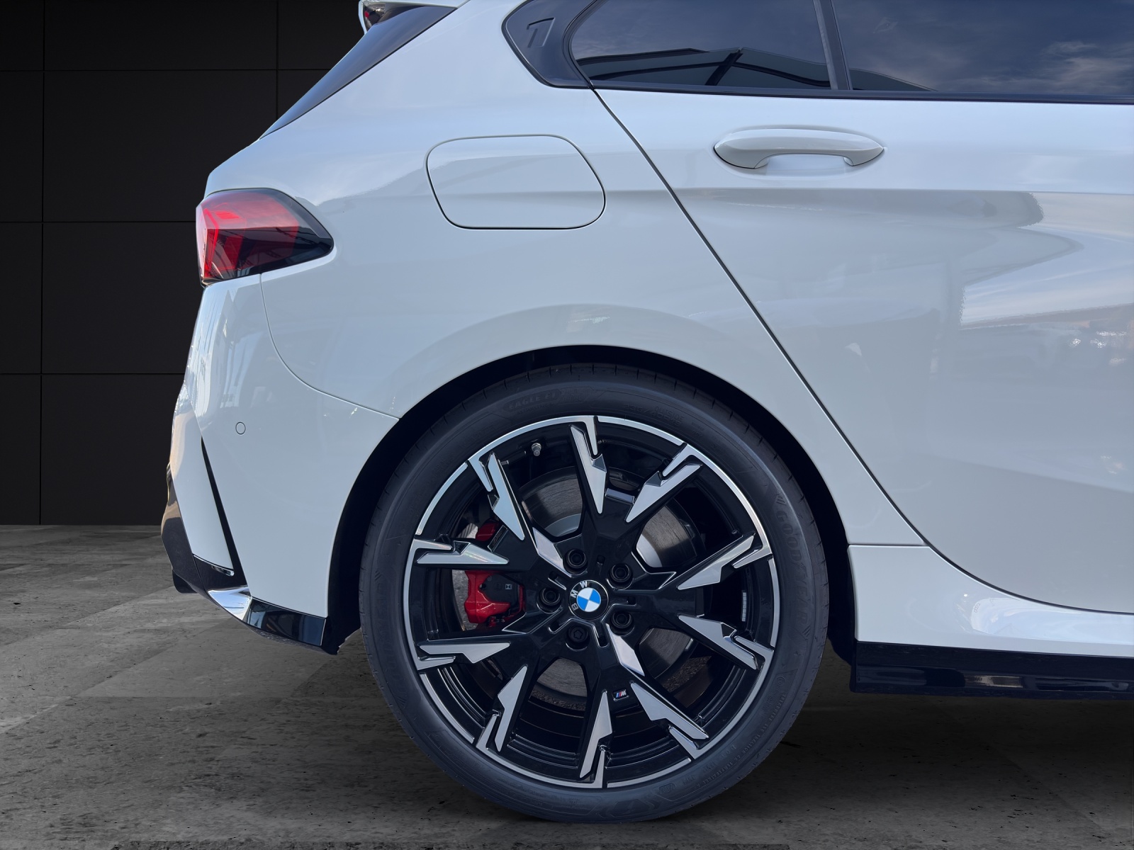 BMW M135i xDrive-image-8