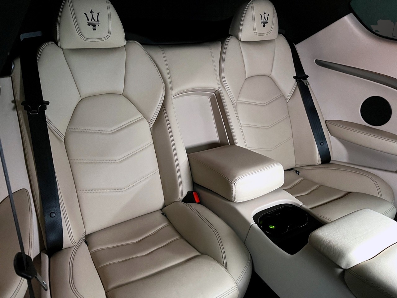 MASERATI GranTurismo Sport Automatica-image-11