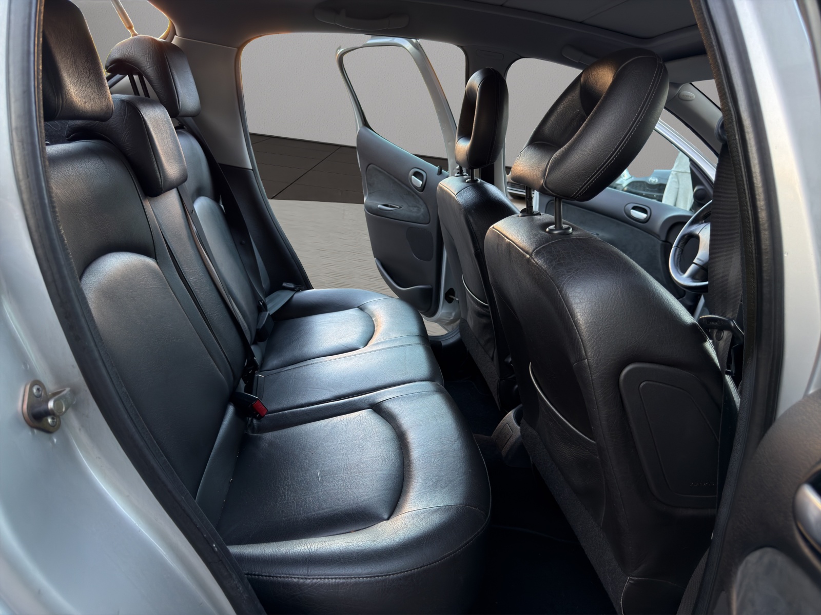 PEUGEOT 206 1.6 16V Black&Silver-image-17