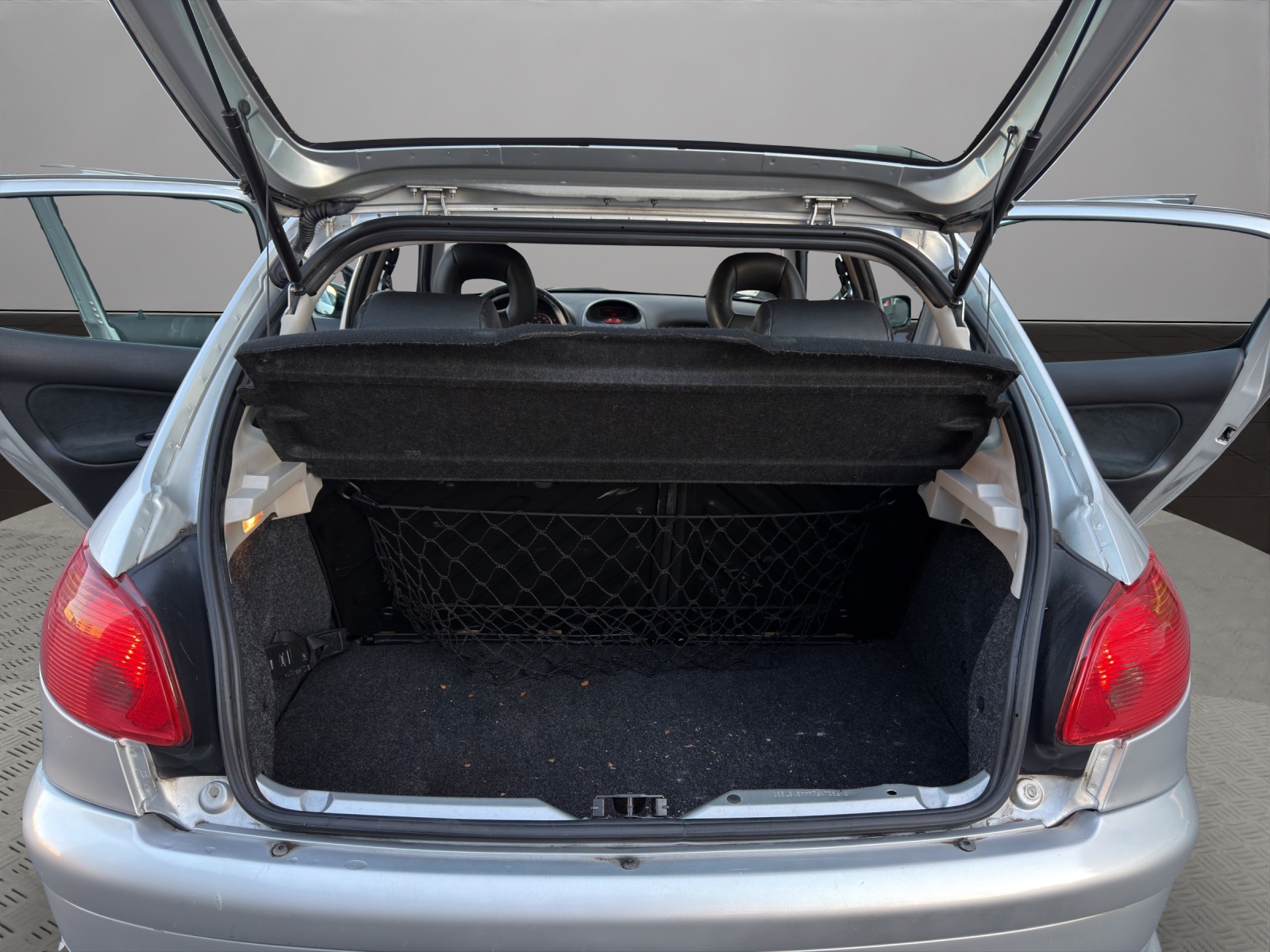 PEUGEOT 206 1.6 16V Black&Silver-image-18