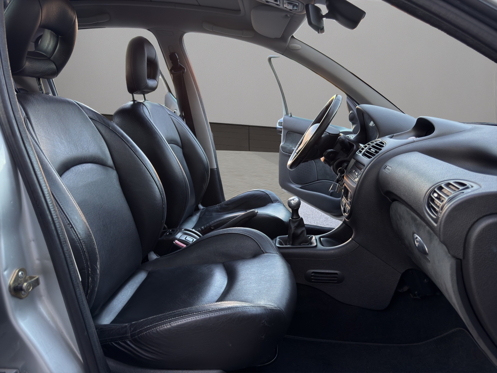 PEUGEOT 206 1.6 16V Black&Silver-image-16