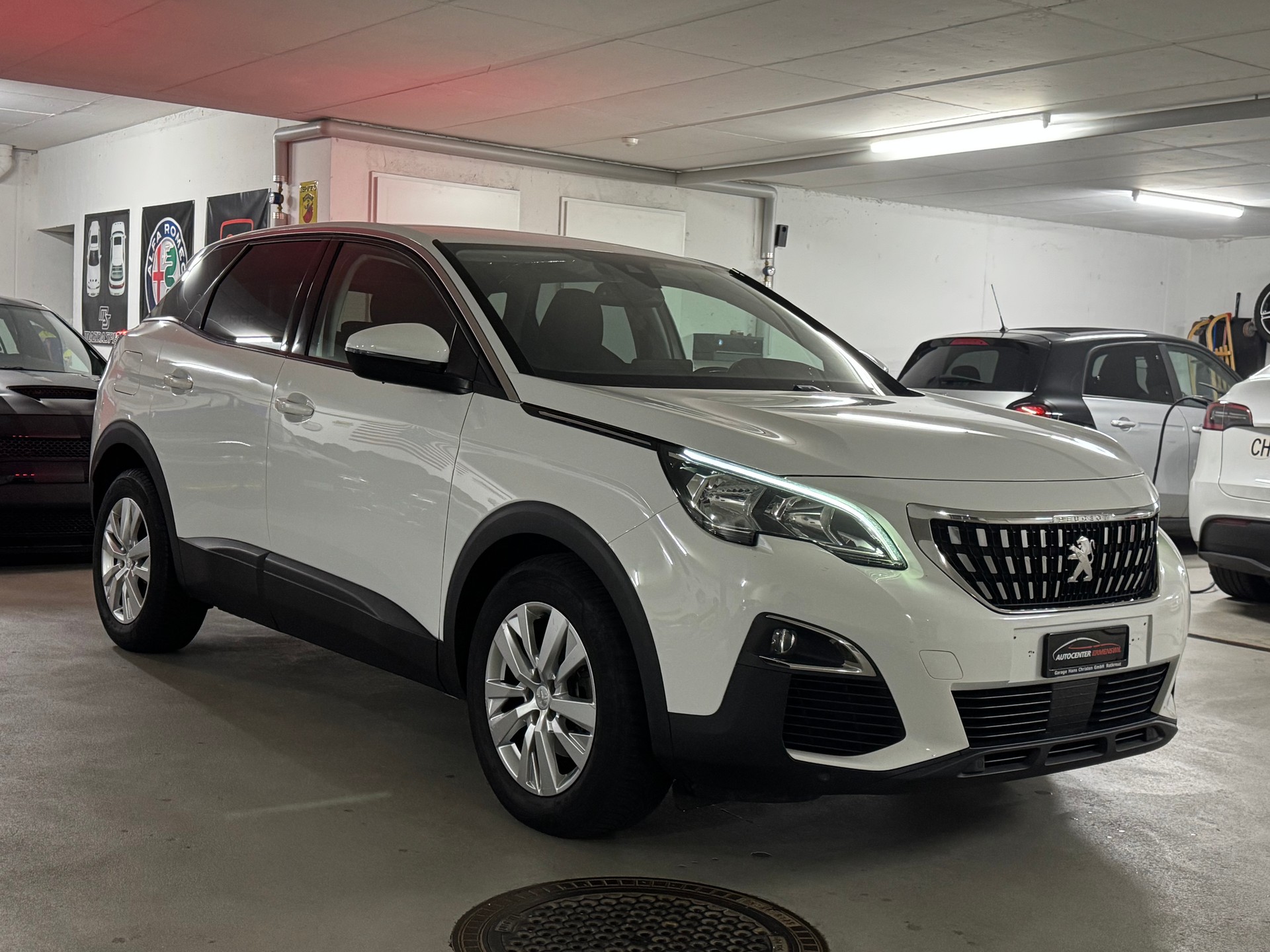 PEUGEOT 3008 1.6 BlueHDi Active EAT-image-2