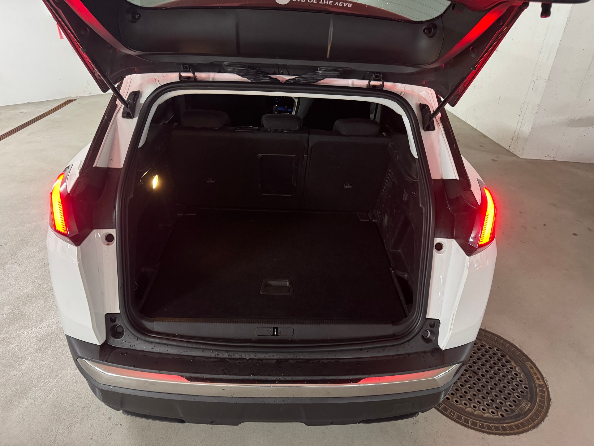 PEUGEOT 3008 1.6 BlueHDi Active EAT-image-7
