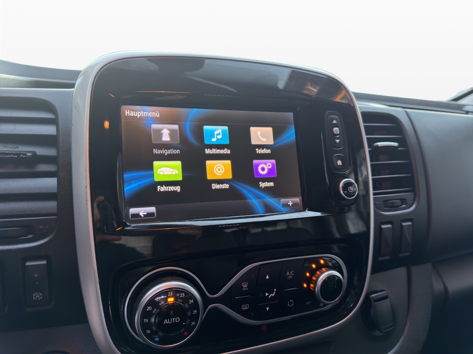 RENAULT Trafic 2.0 ENERGY dCi170 EDC 3.0t Business L2H1 A-image-10