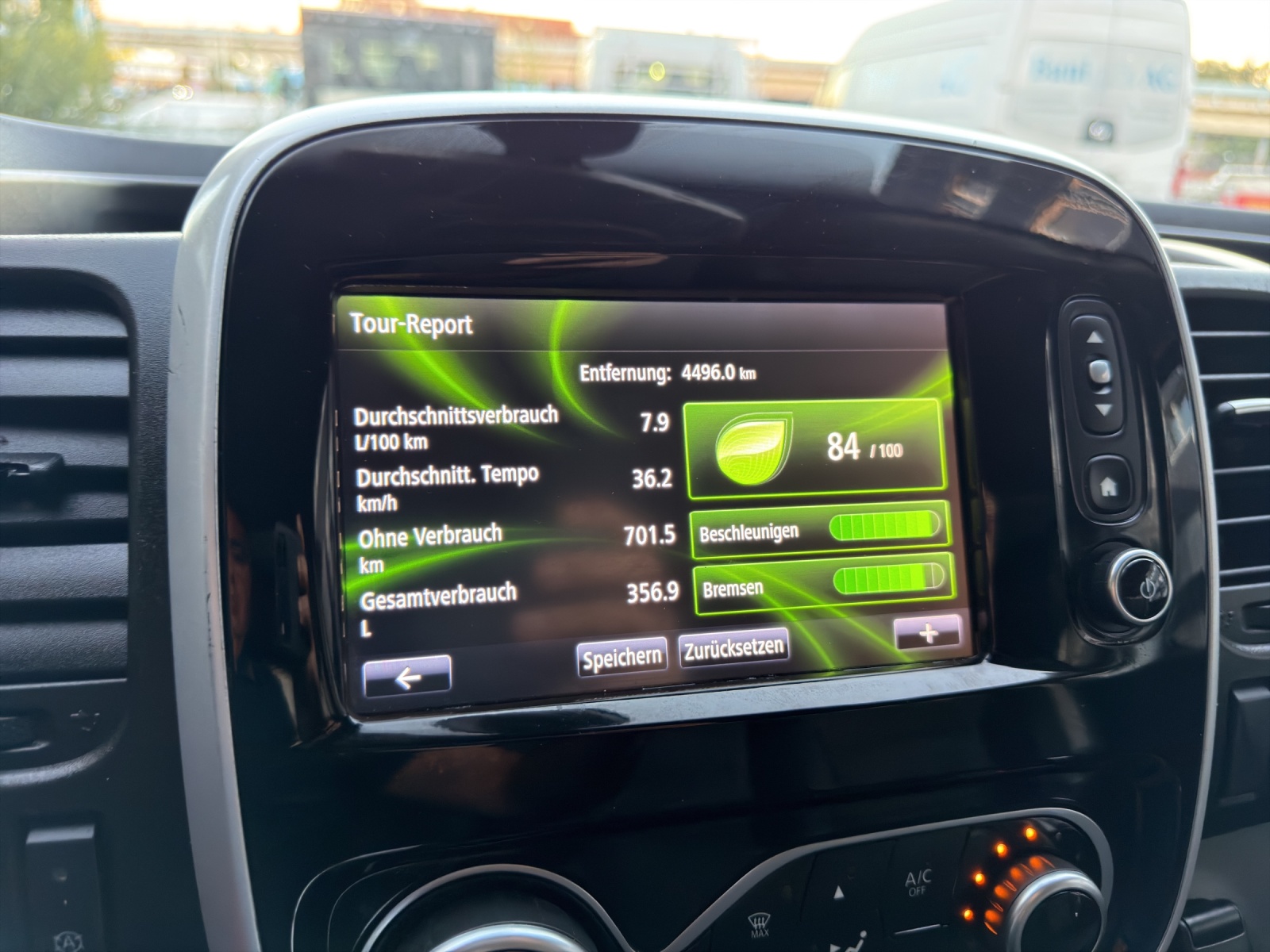 RENAULT Trafic 2.0 ENERGY dCi170 EDC 3.0t Business L2H1 A-image-22