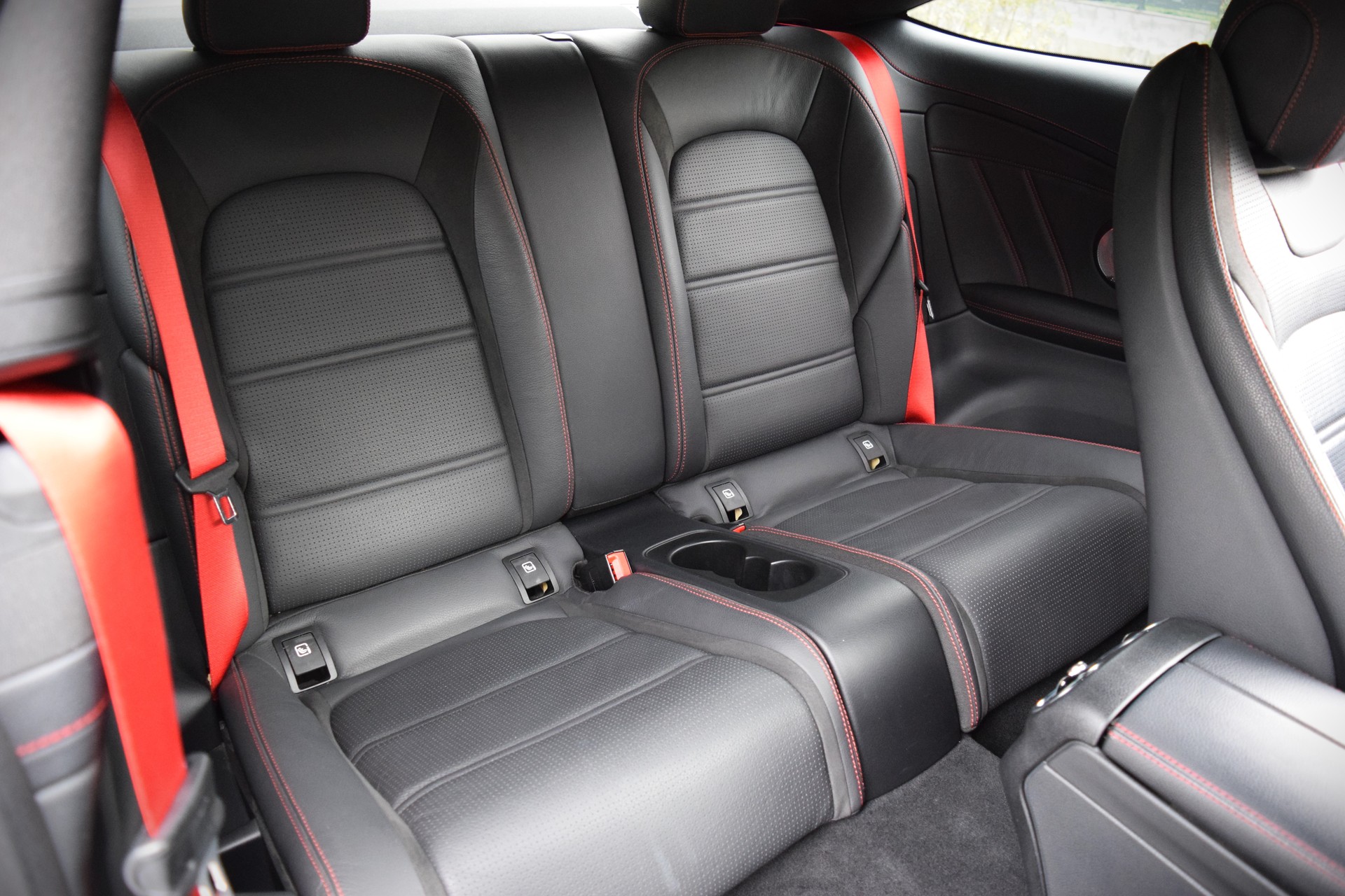 MERCEDES-BENZ C 43 AMG 4Matic 9G-tronic-image-14