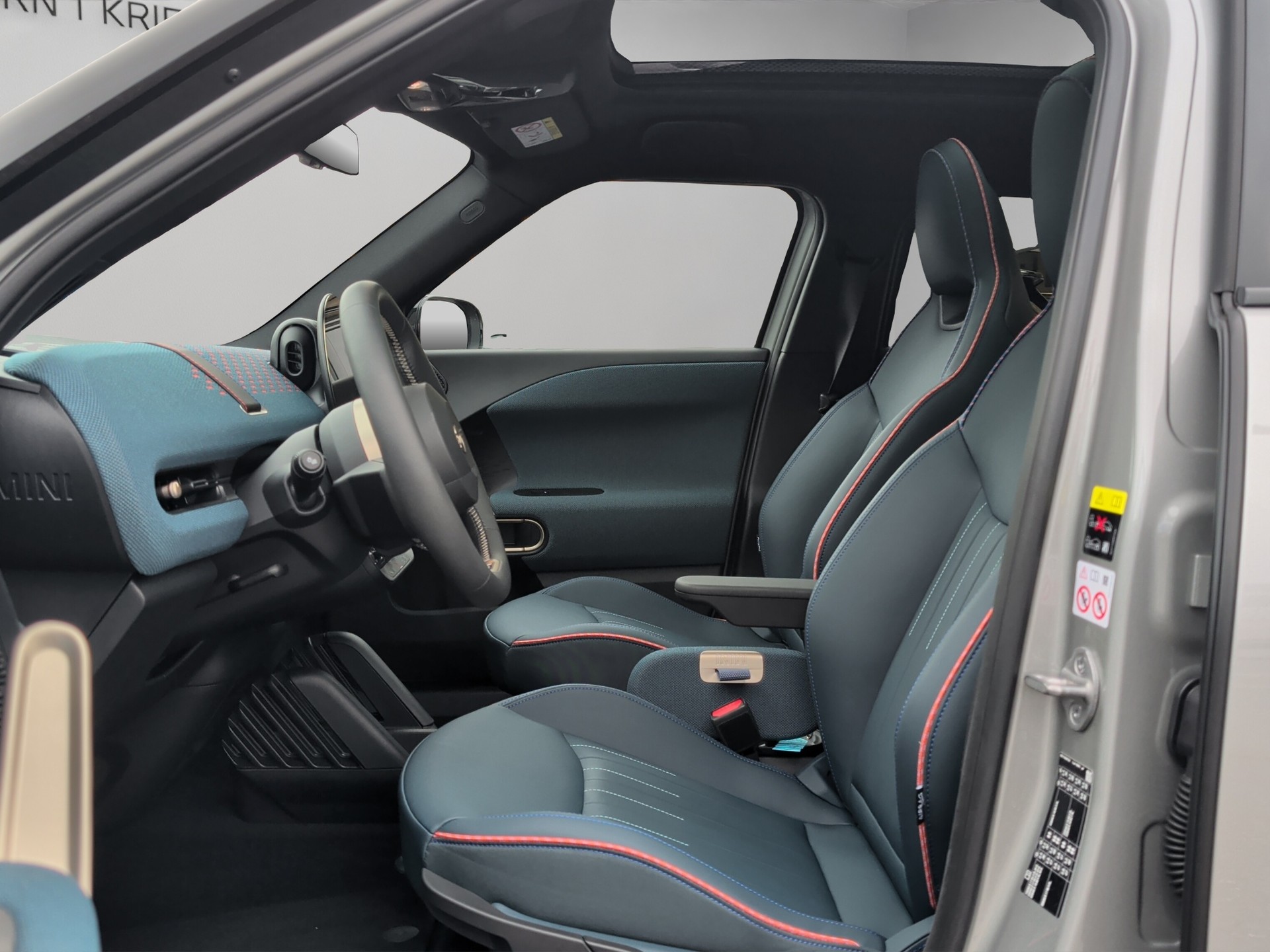 MINI Aceman SE-image-10
