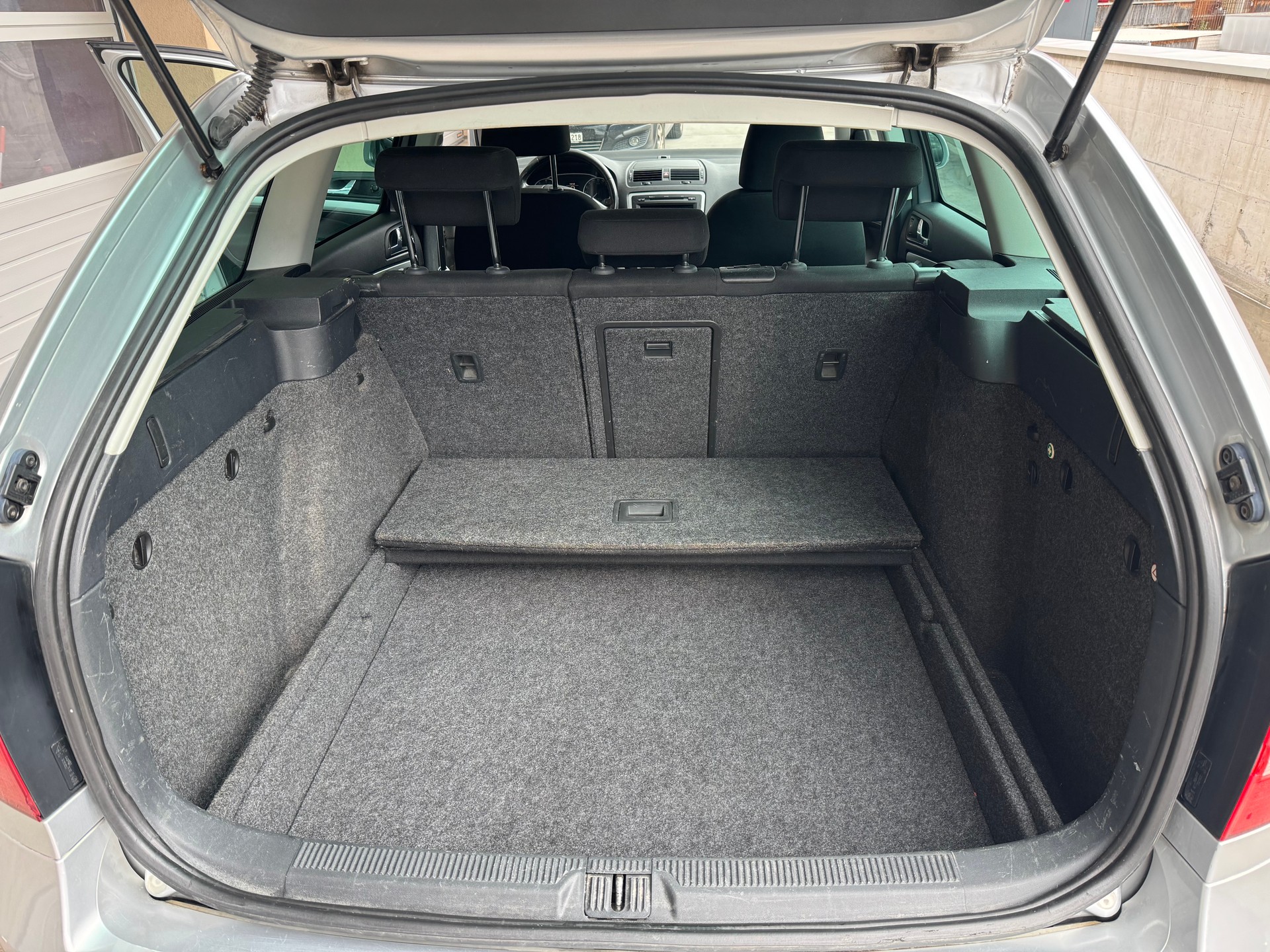 SKODA Octavia Combi 1.8 TSI Swiss Adventure 4x4-image-10