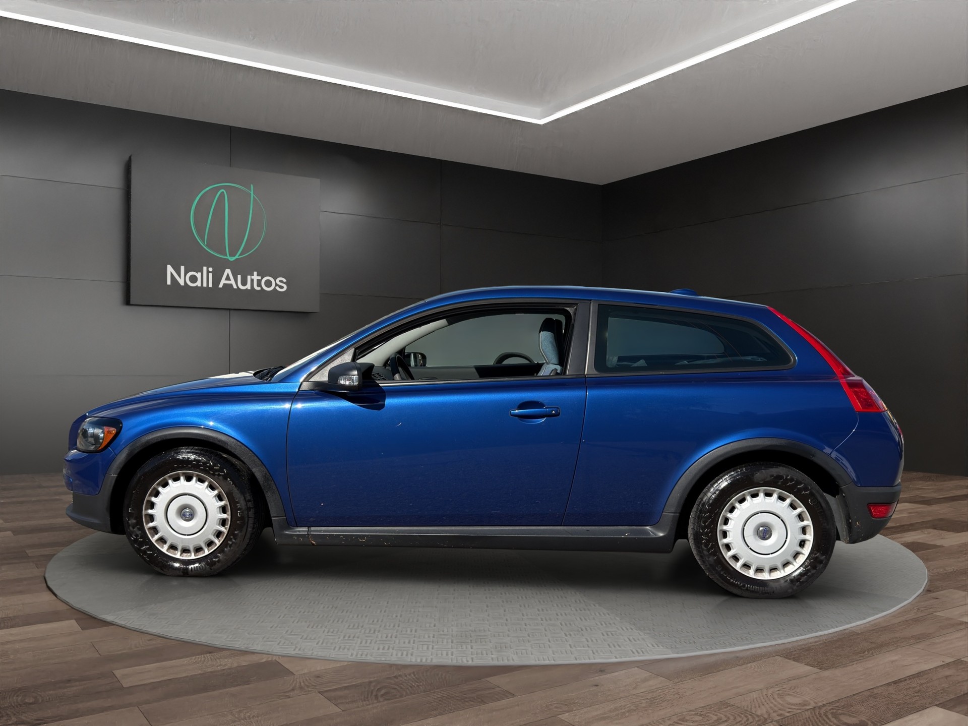 VOLVO C30 1.6 Kinetic-image-5