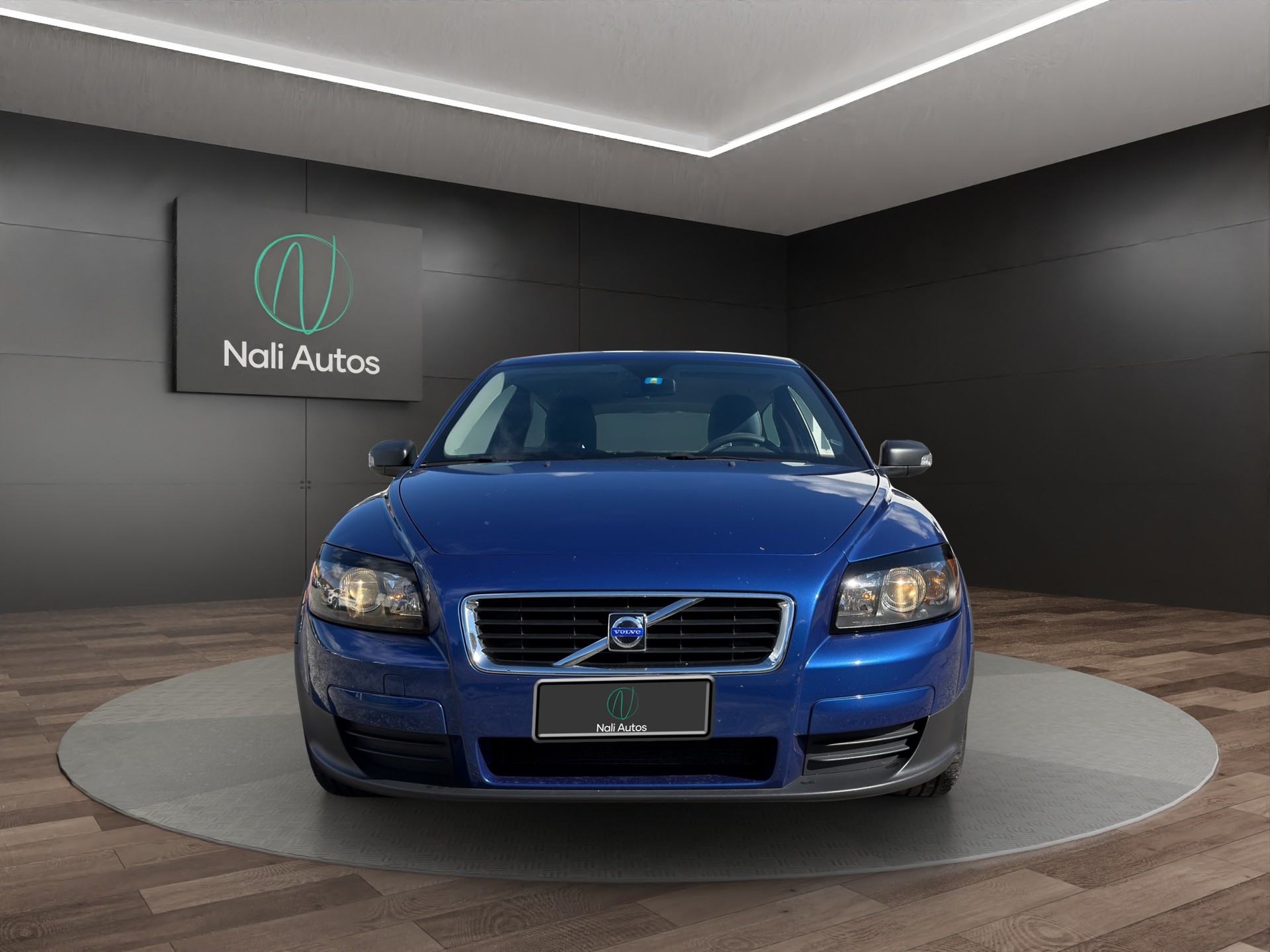 VOLVO C30 1.6 Kinetic-image-2