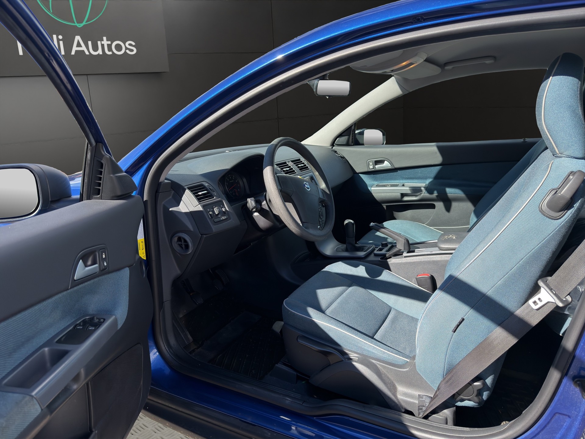 VOLVO C30 1.6 Kinetic-image-10