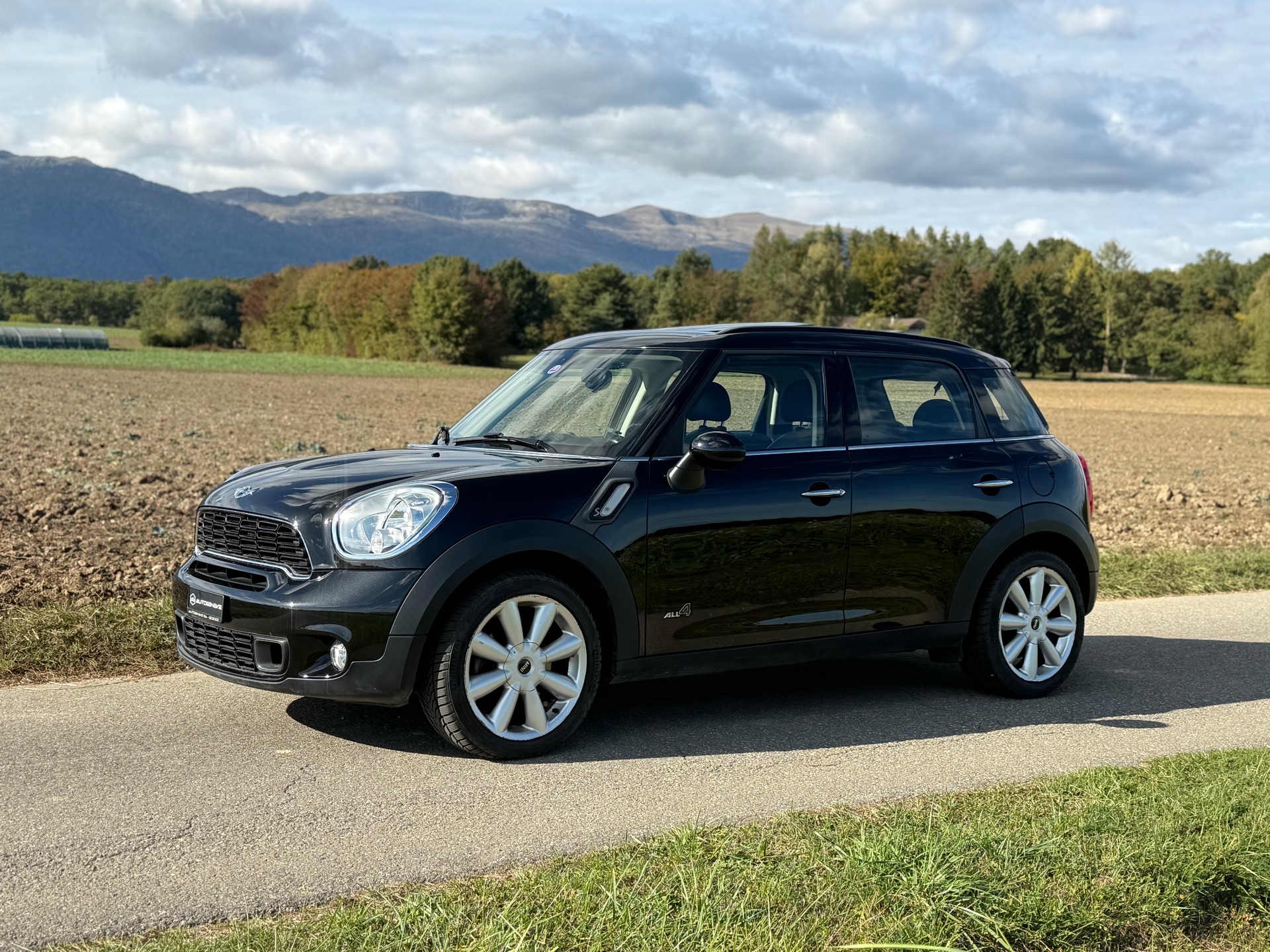 MINI Countryman Cooper S ALL4 Steptronic-image-5