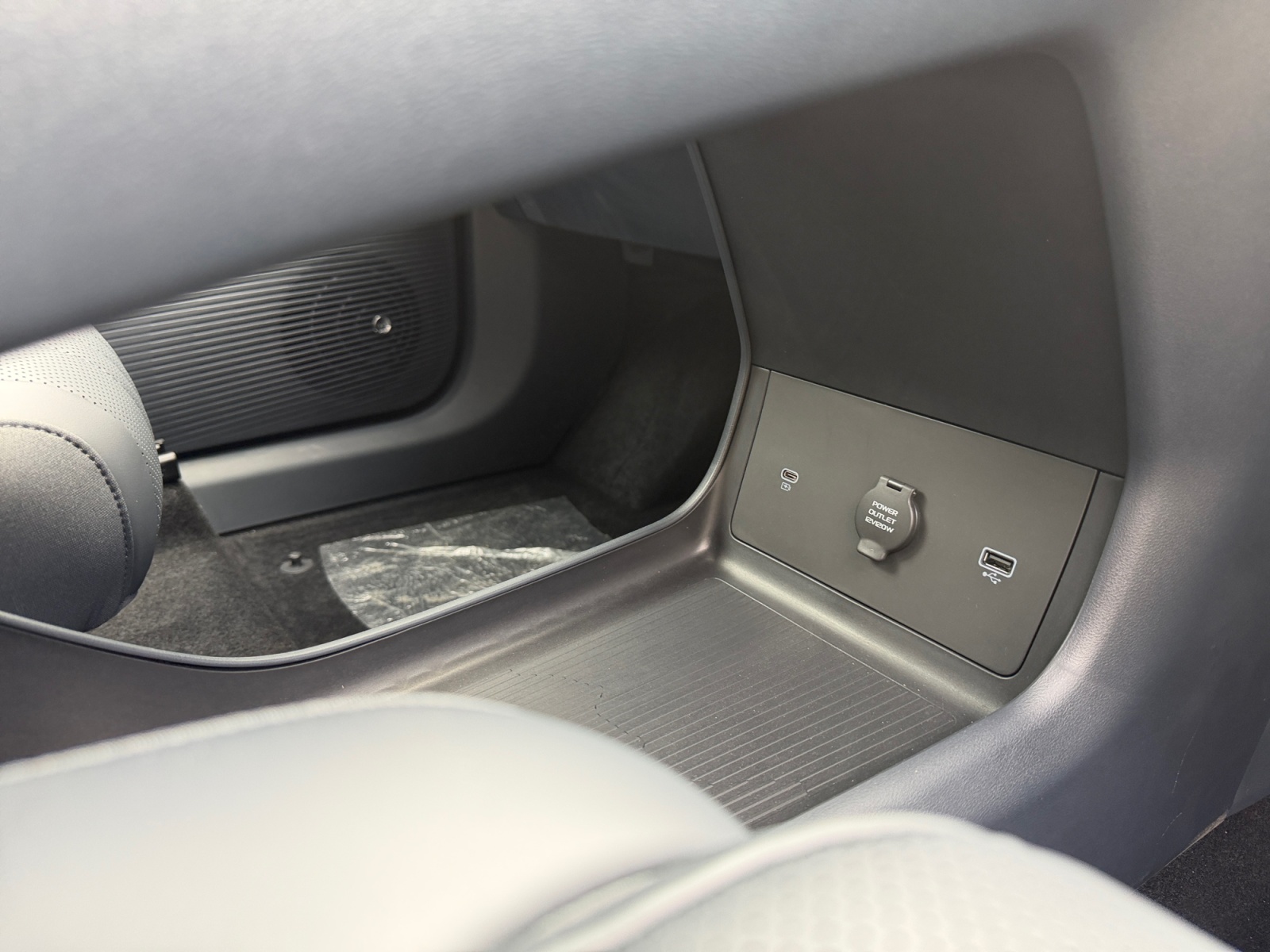 GEELY Max+ Massagesitze + HEAD UP-image-21
