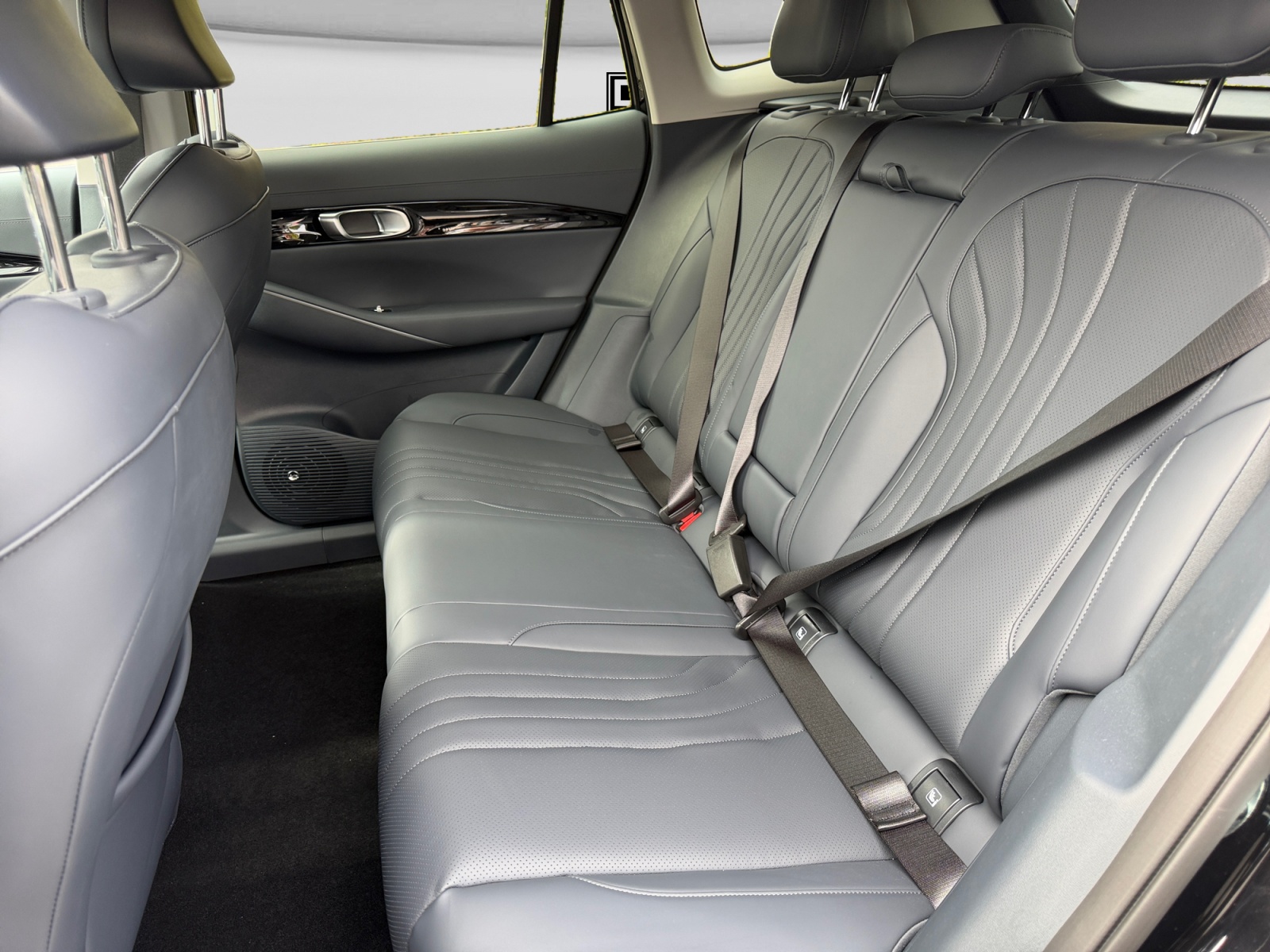 GEELY Max+ Massagesitze + HEAD UP-image-15