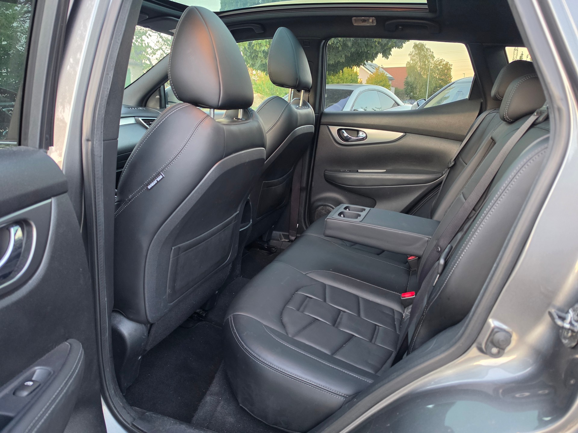 NISSAN Qashqai 1.6 dCi tekna+ Xtronic CVT-image-11