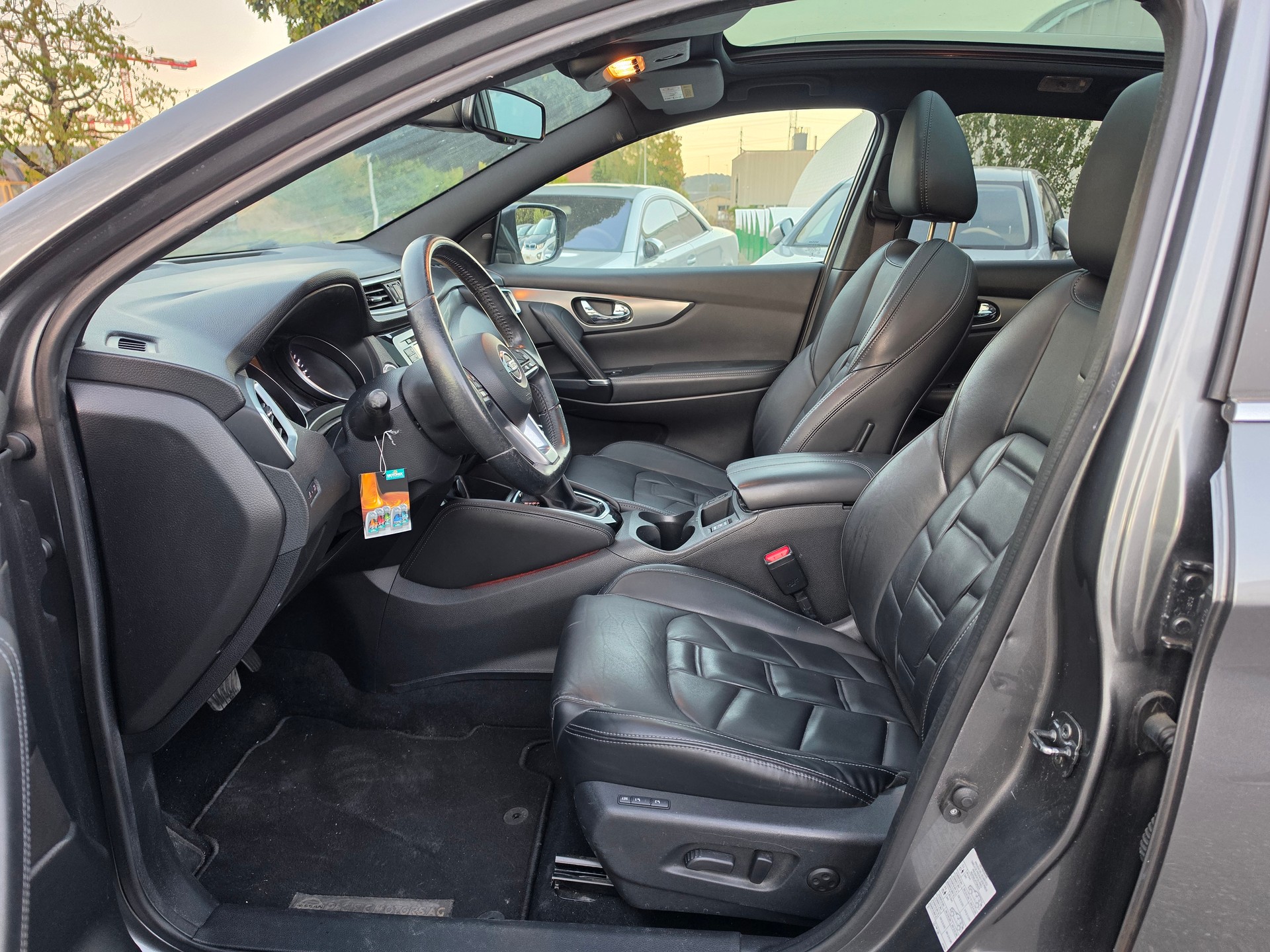 NISSAN Qashqai 1.6 dCi tekna+ Xtronic CVT-image-9