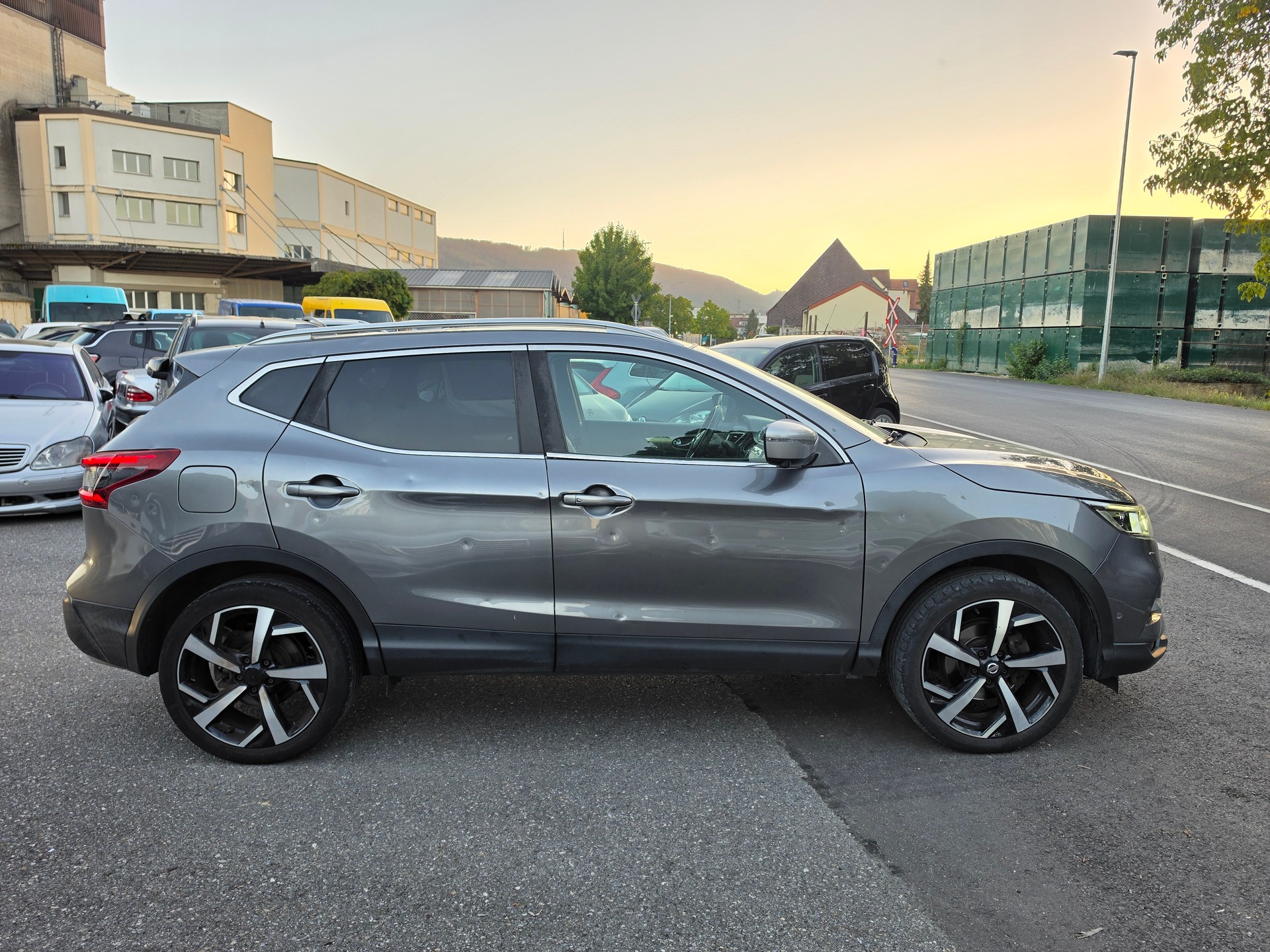 NISSAN Qashqai 1.6 dCi tekna+ Xtronic CVT-image-5