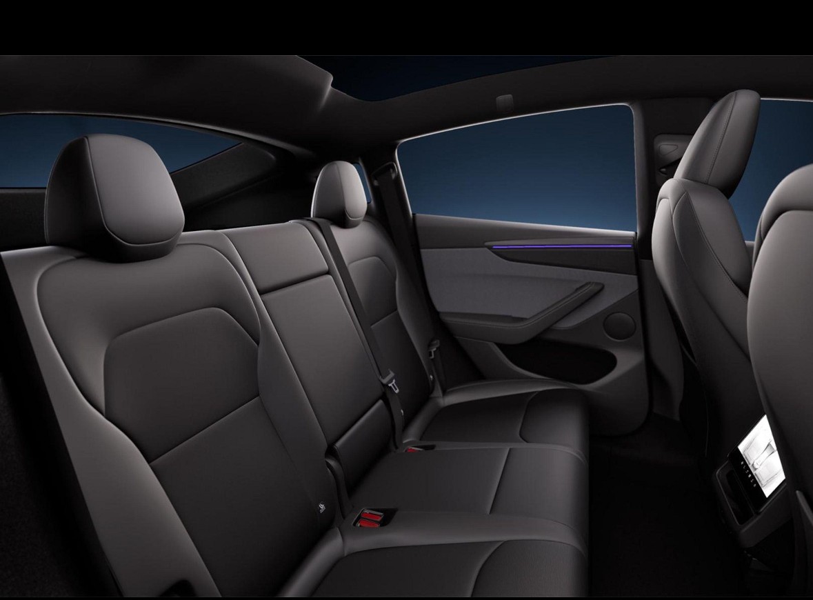 TESLA Model Y Long Range Premium AWD . AHK 79kWh-image-7