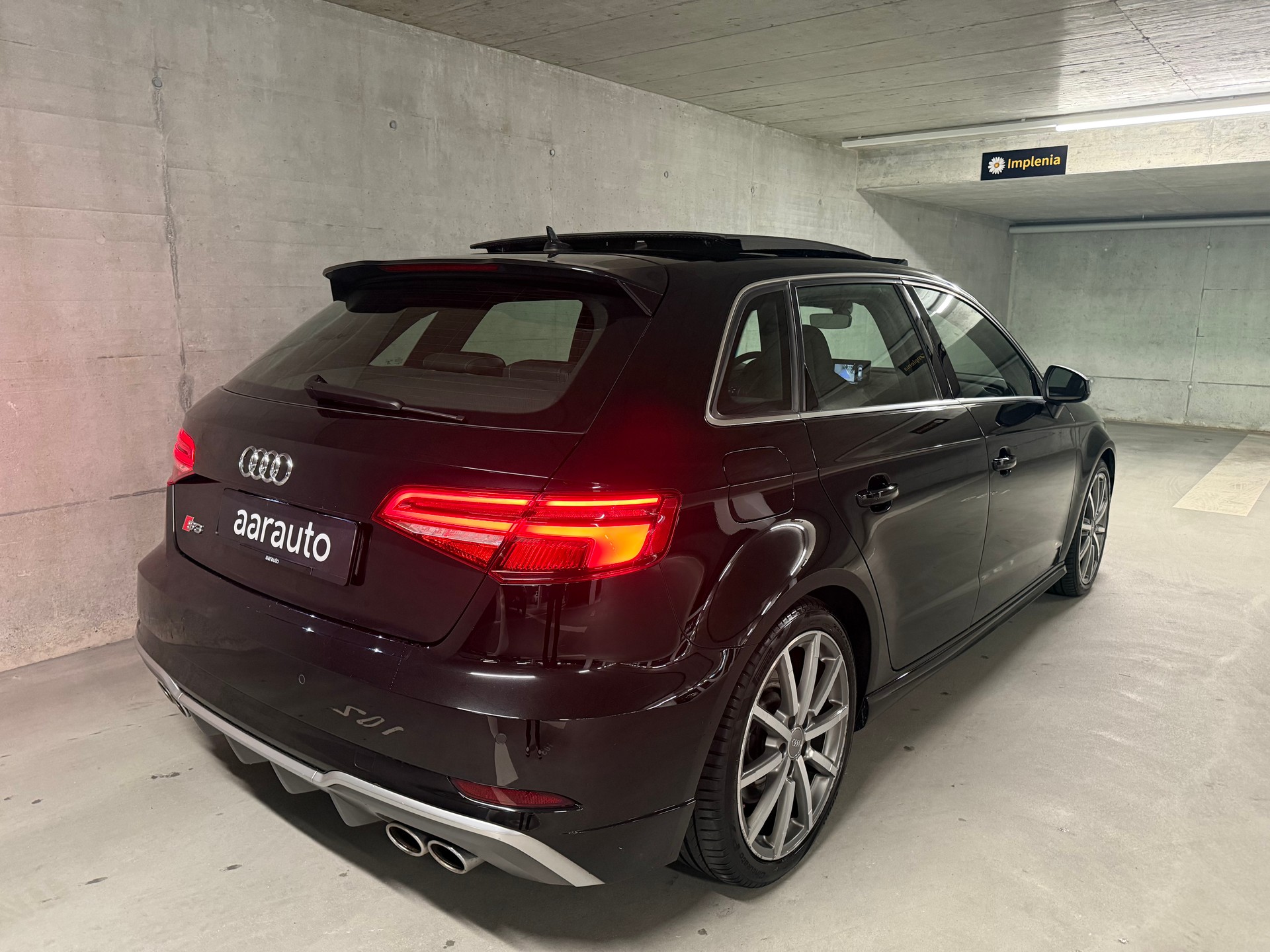 AUDI S3 Sportback 2.0 T FSI quattro S-Tronic-image-4