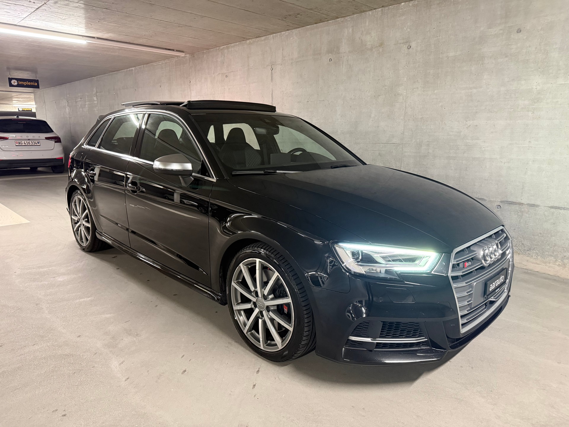 AUDI S3 Sportback 2.0 T FSI quattro S-Tronic-image-5