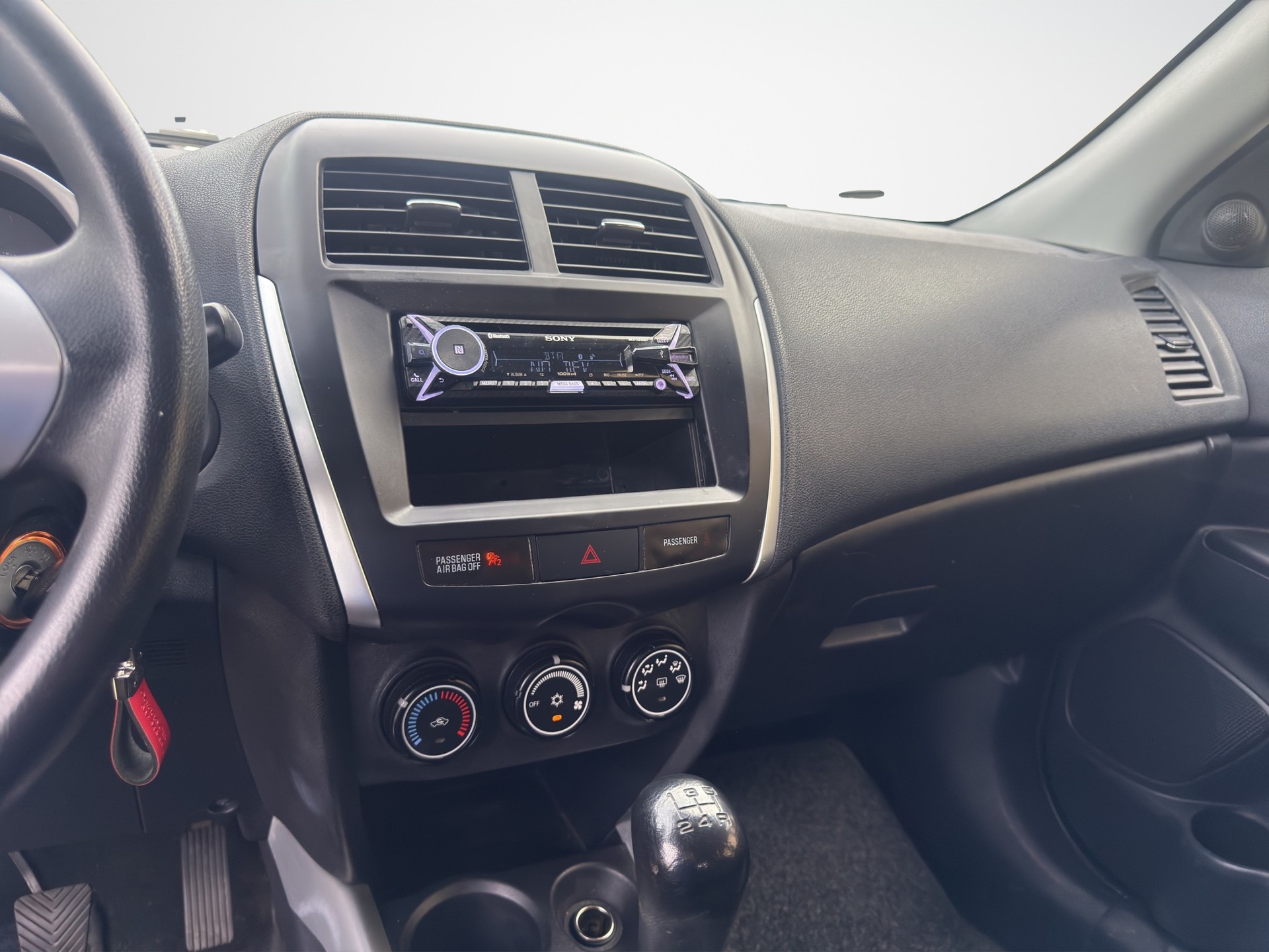 MITSUBISHI ASX 1.6-image-11